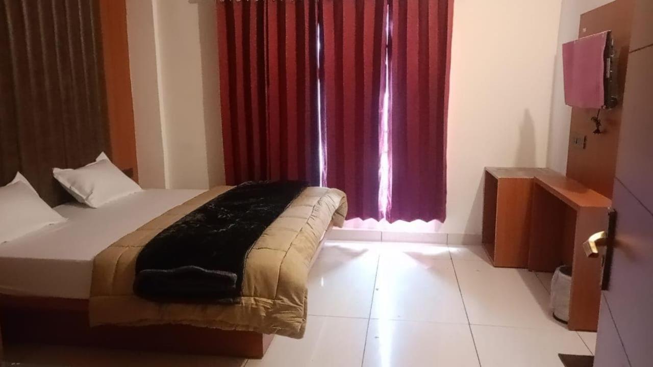 Hotel RNB PARADISE JANKICHATTI YAMUNOTRI