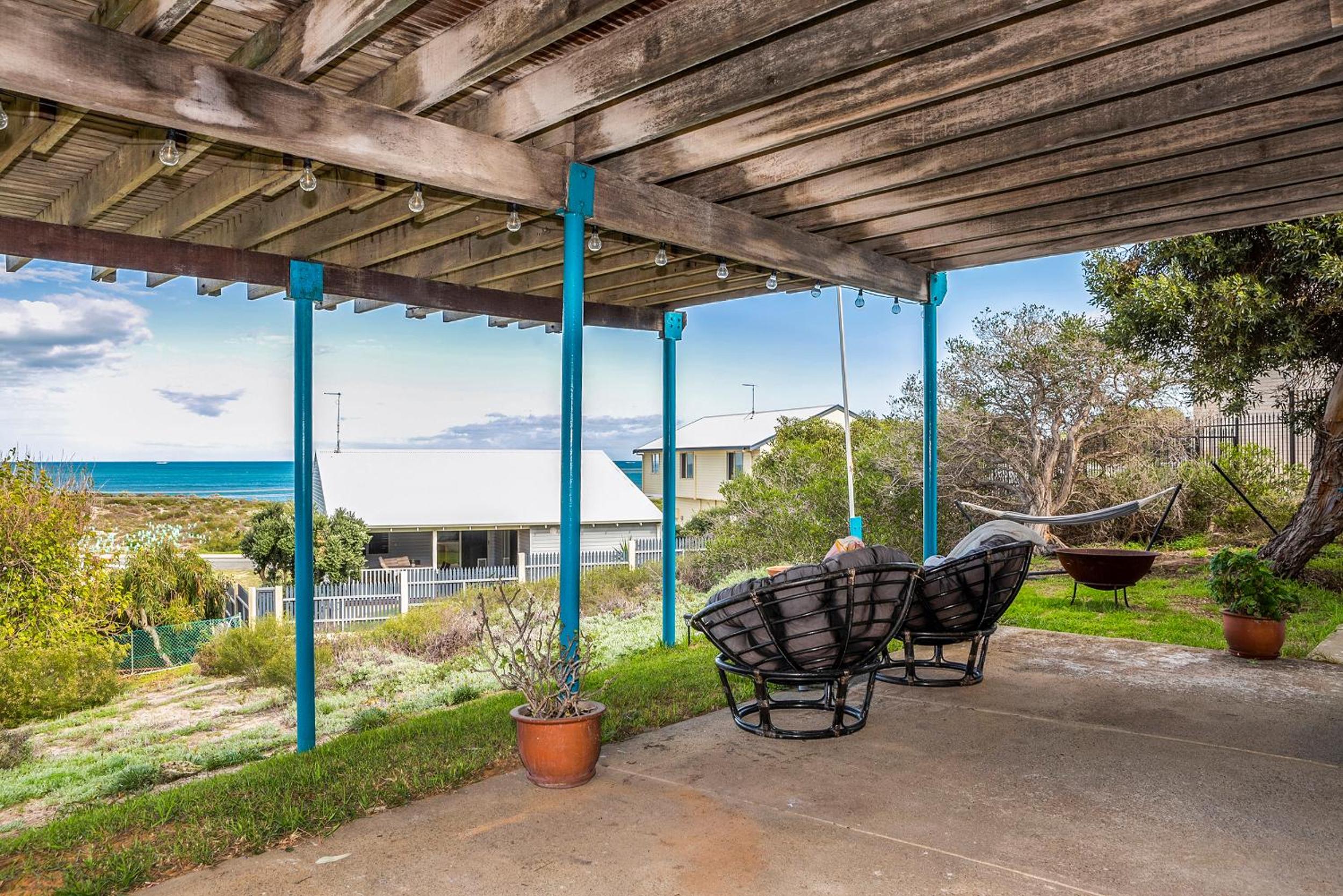 Blue View - UNINTERRUPTED OCEAN VIEWS FOR MILES
