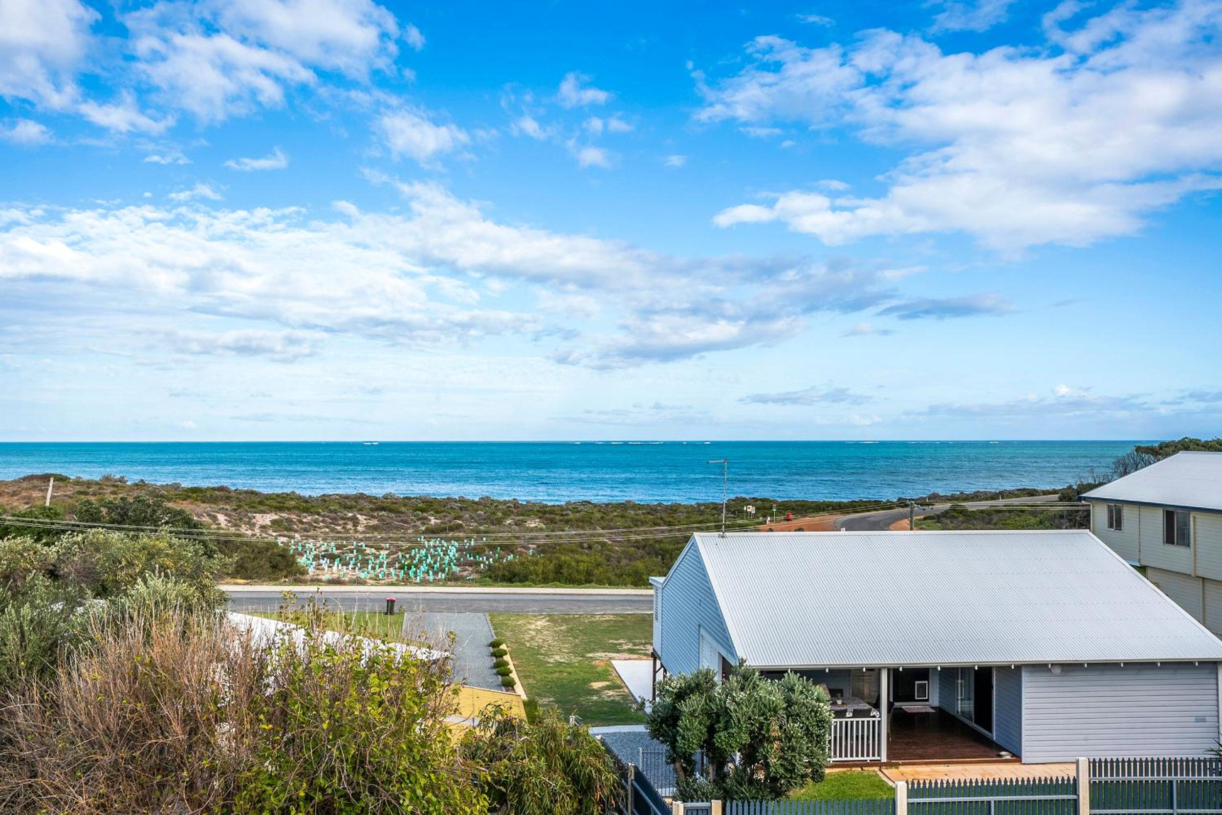 Blue View - UNINTERRUPTED OCEAN VIEWS FOR MILES
