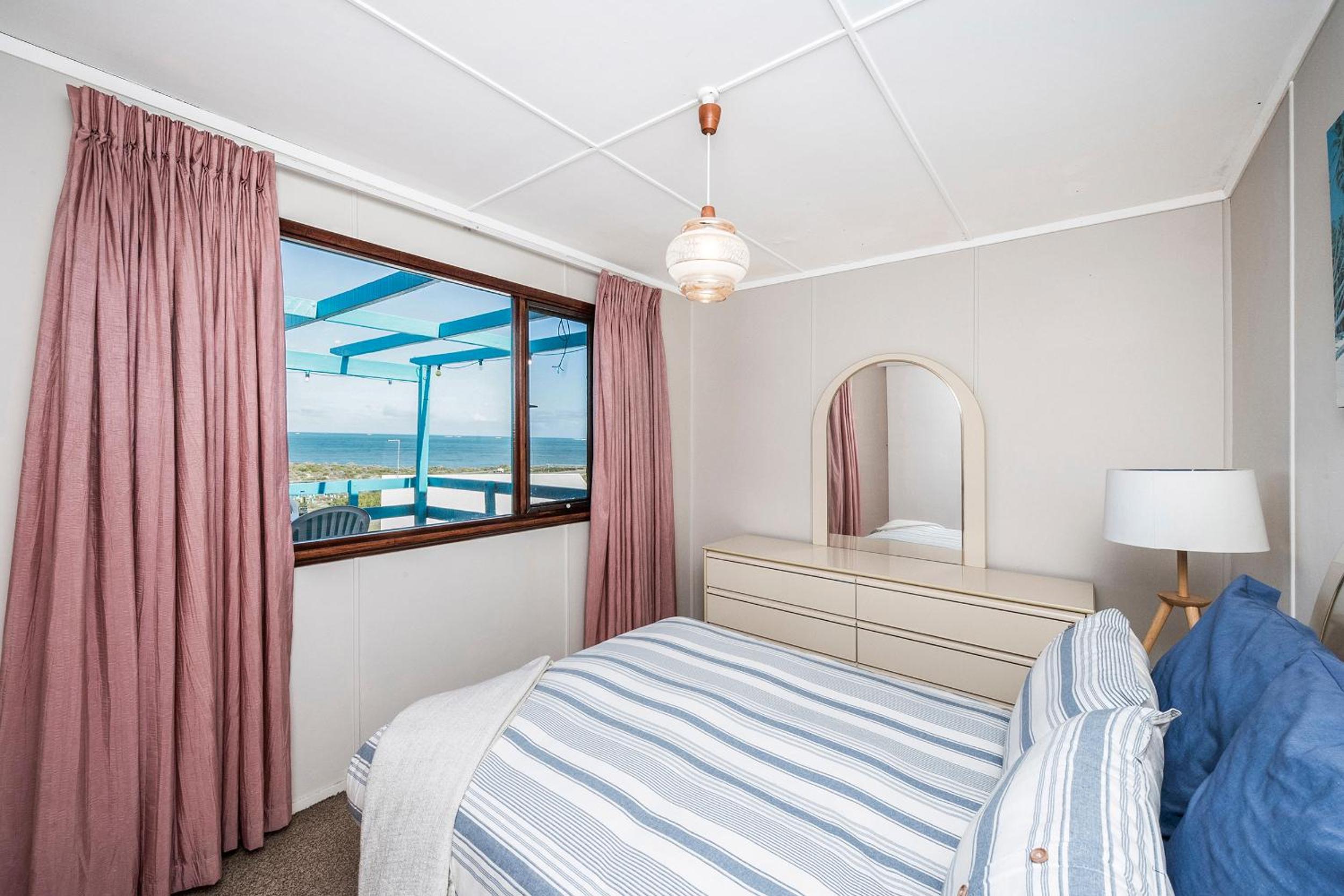 Blue View - UNINTERRUPTED OCEAN VIEWS FOR MILES