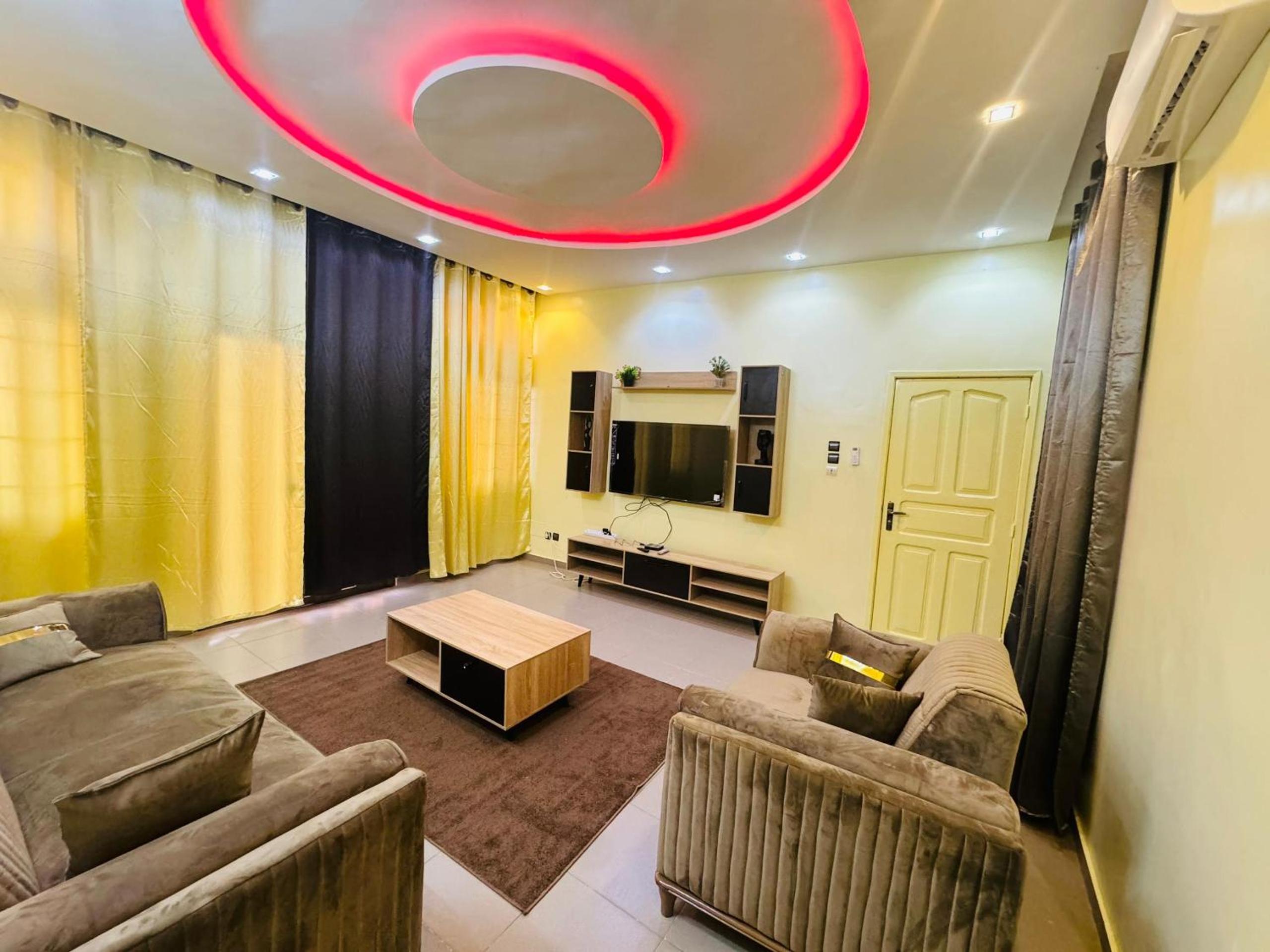 Appartement de 3 pièces meublé à Cotonou