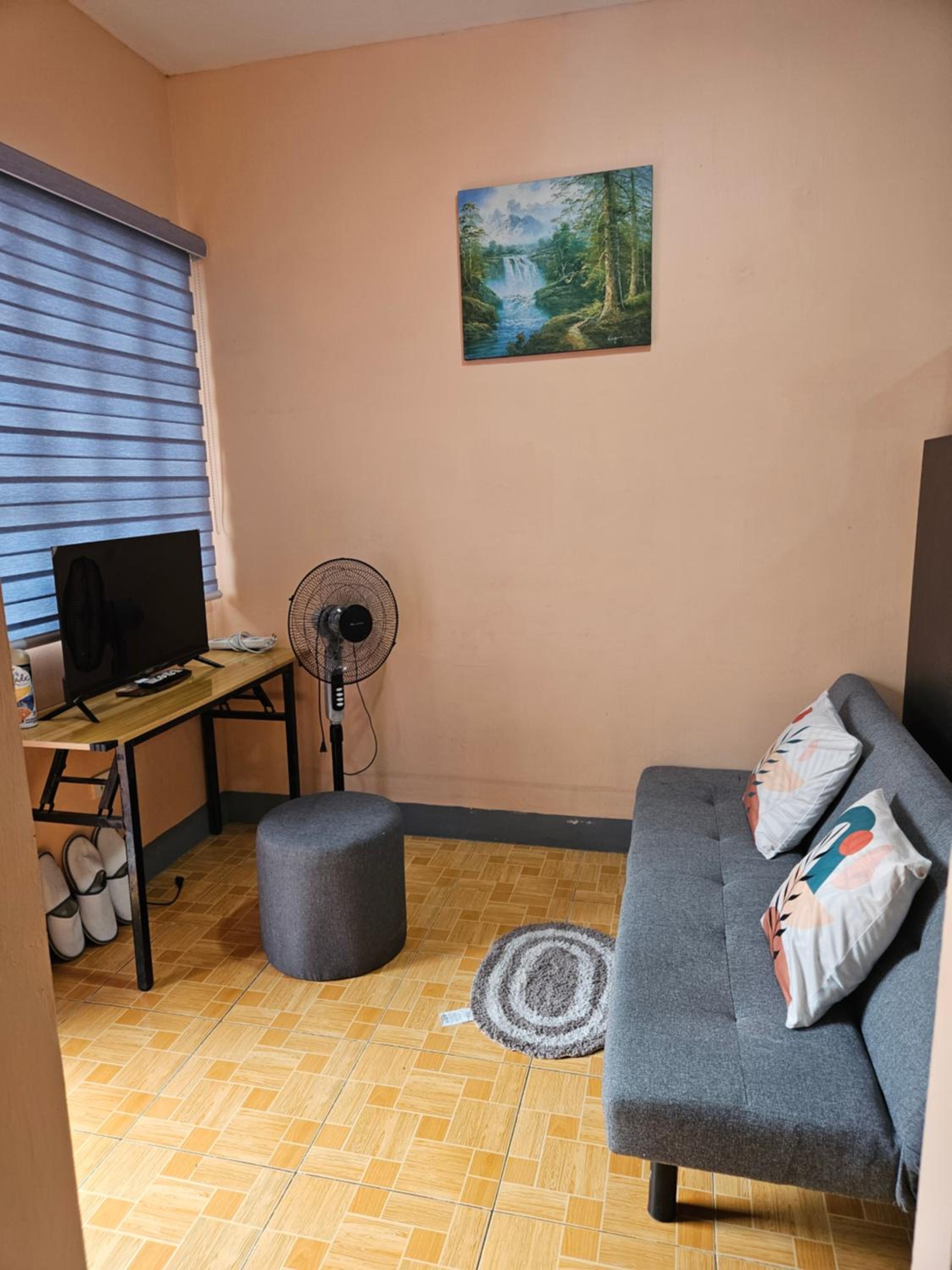 Mel's Place Batangas Unit 2 Two-BR House Balagtas Batangas City Free Parking, WIFI, Hot & Cold Shower view 2