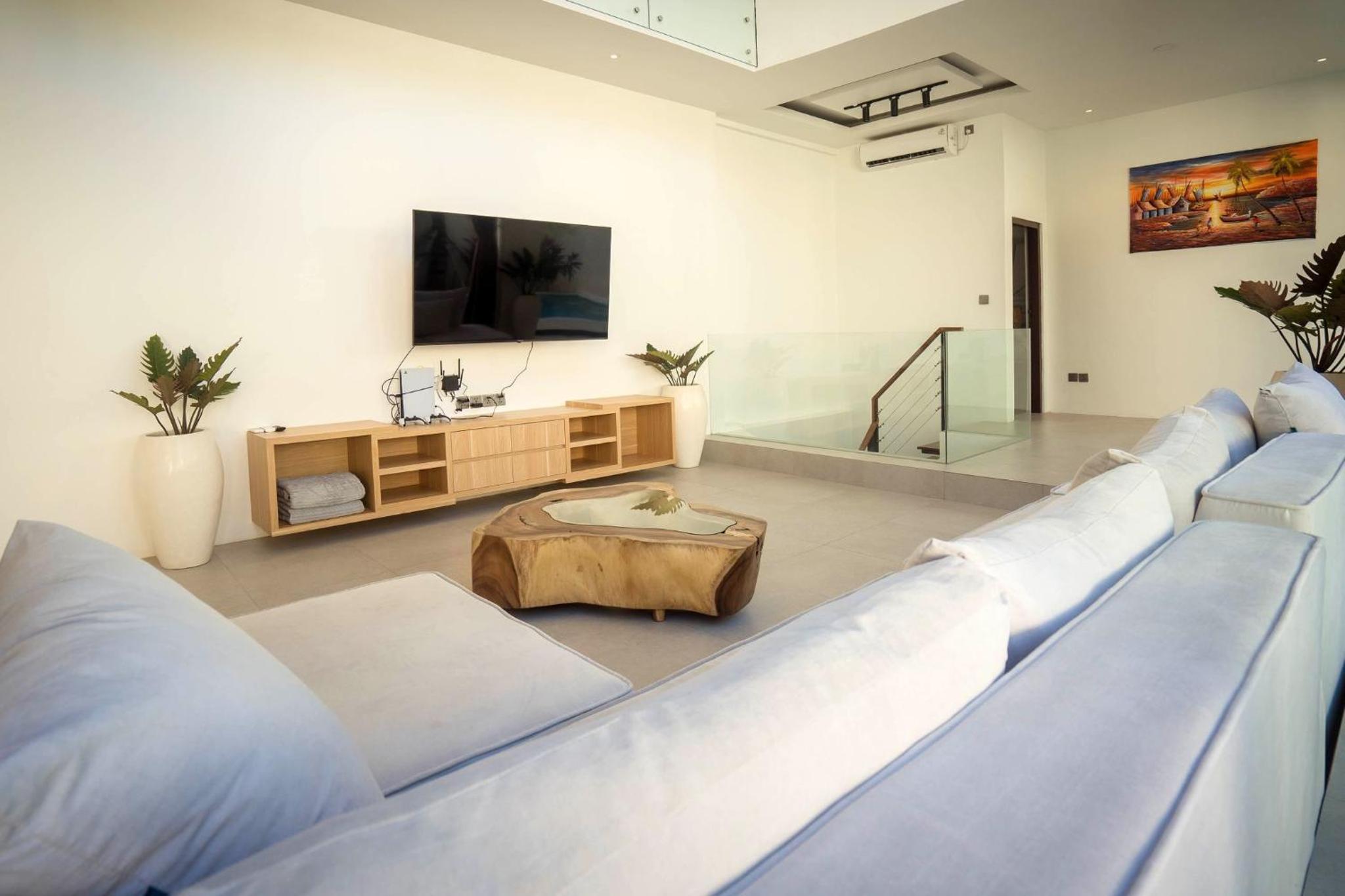 La Tiara Villa - Canggu view 3