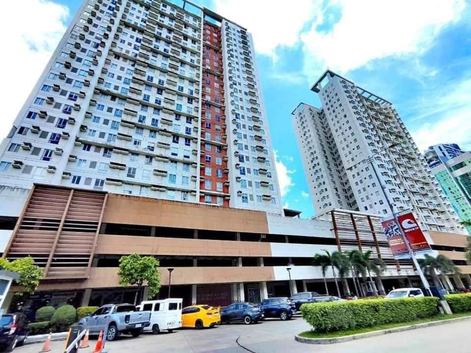 One Bedroom Unit Avida Tower 2, Cebu IT Park view 3