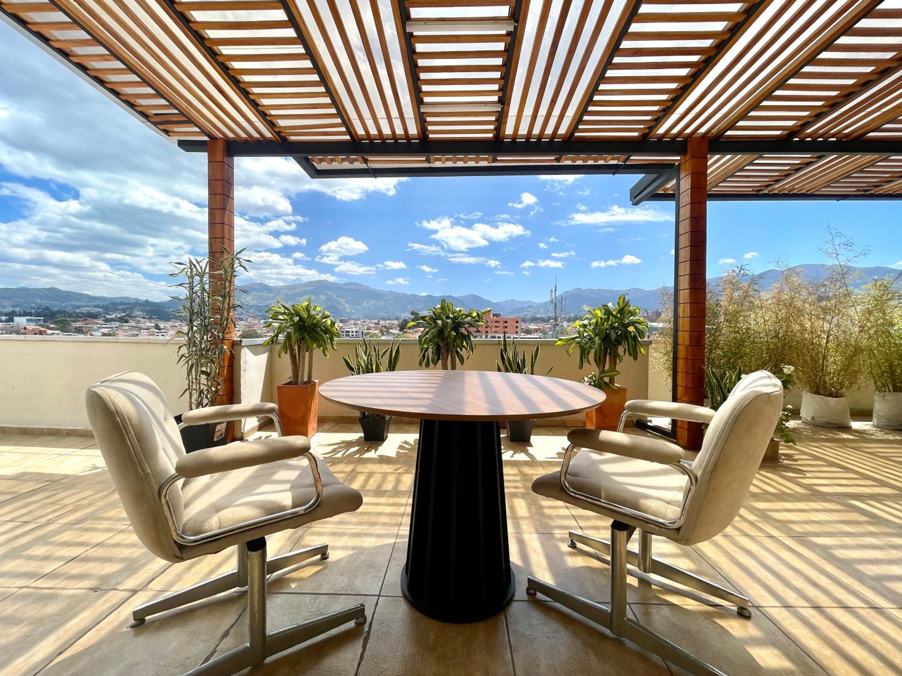 Extraordinaria Vista con Terraza Ubicación Central