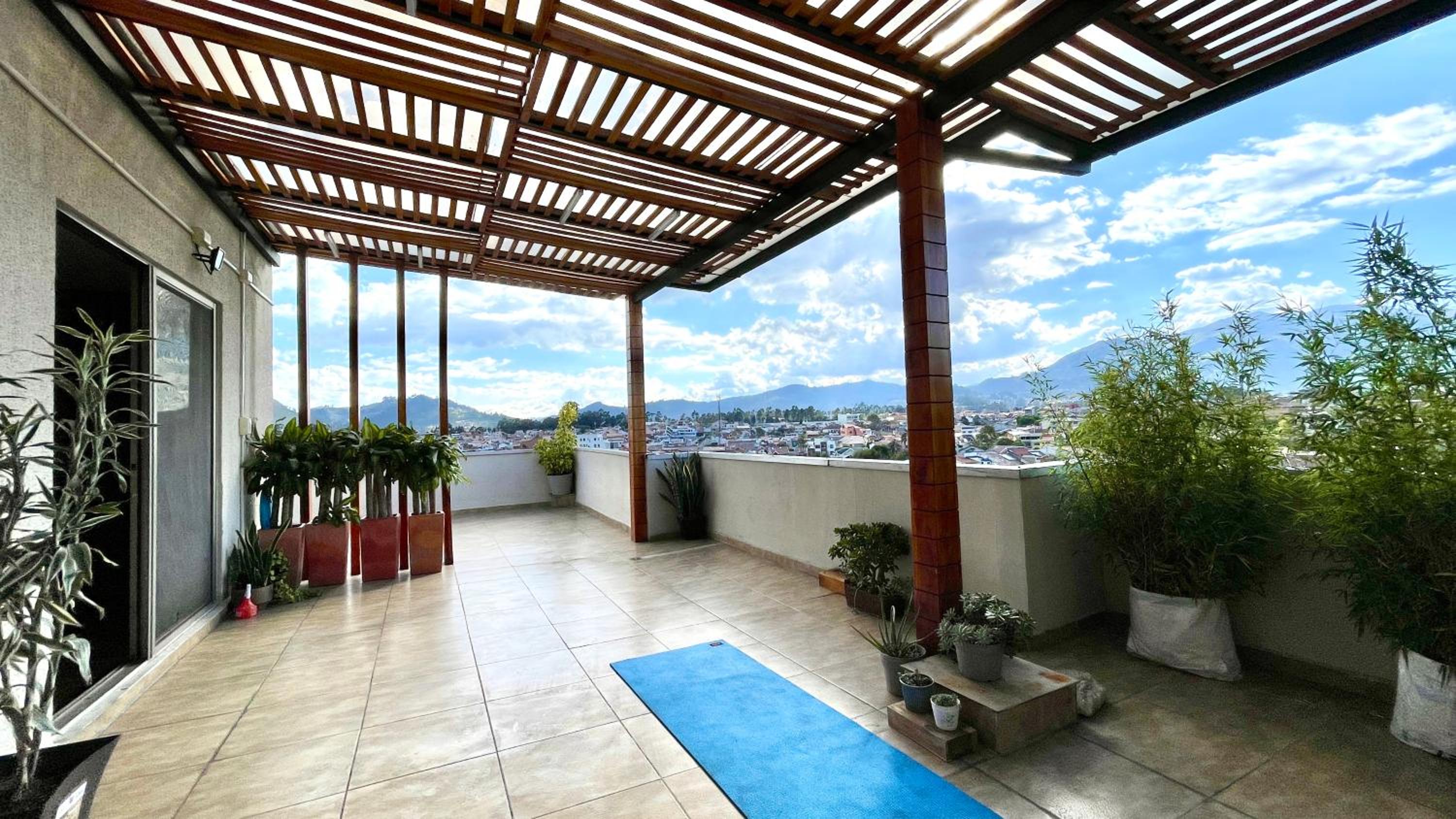 Extraordinaria Vista con Terraza Ubicación Central