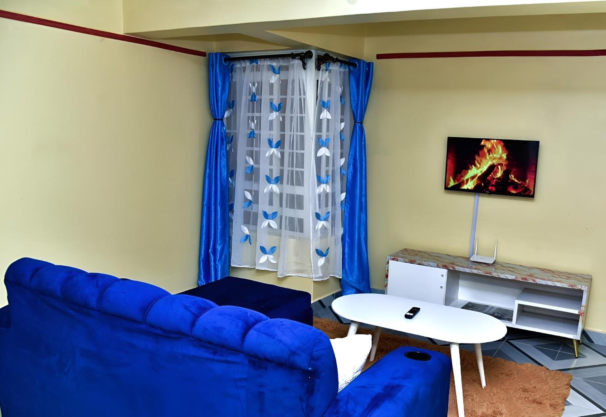 Posh Nest 1 Bd Suite view 3