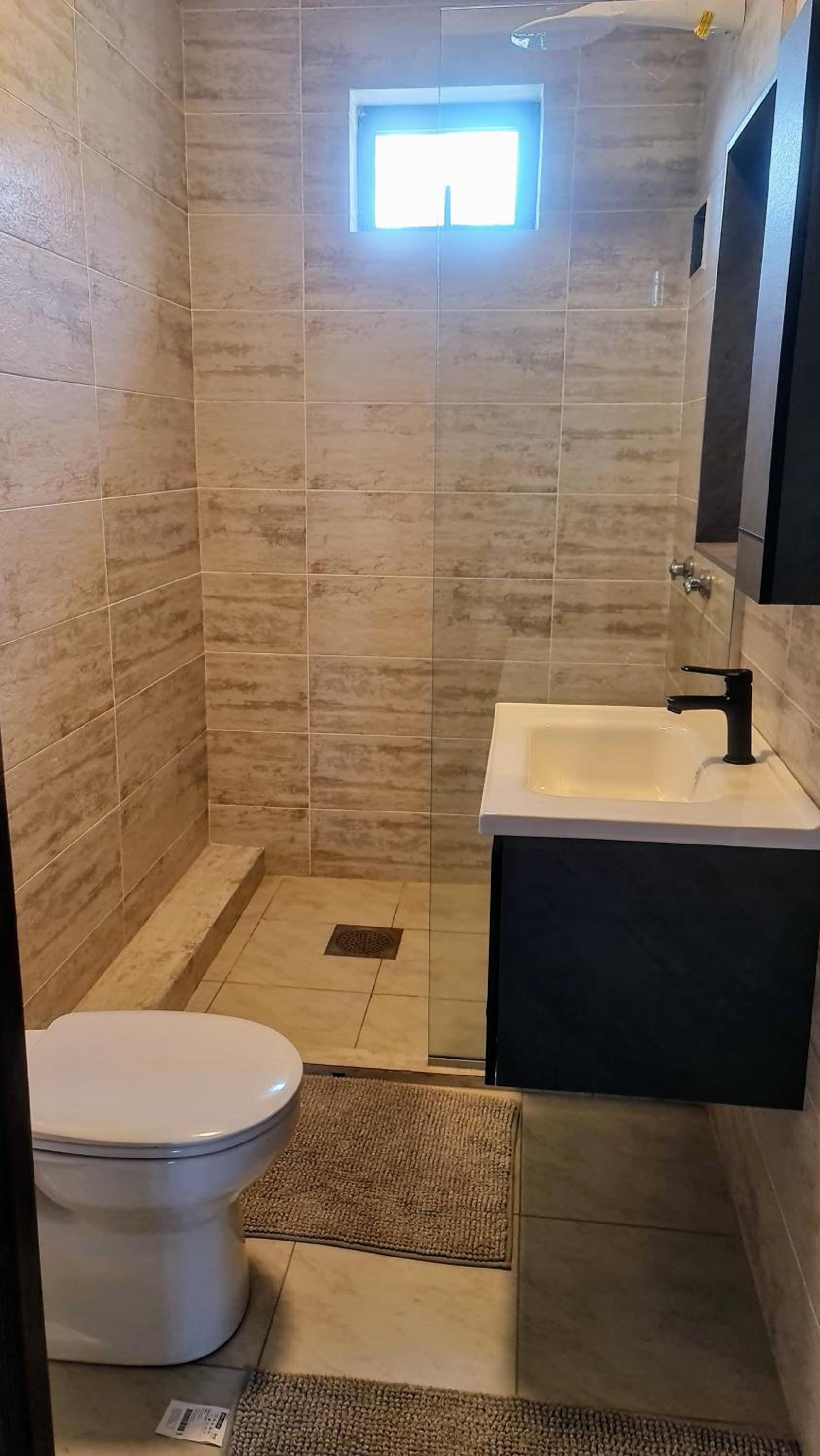 Suzzy 1,2,3,3 Bedrooms Apartments Millimani view 5