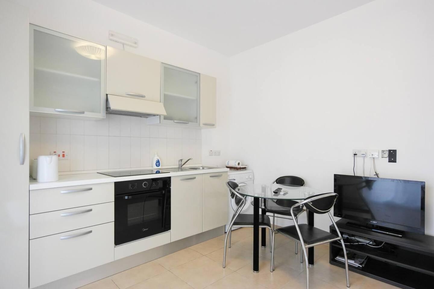 Tropea Court Sliema Apartment 5A by Homely view 2