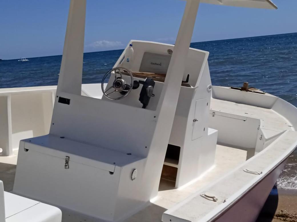 Bertin Fishing Nosy Be view 4