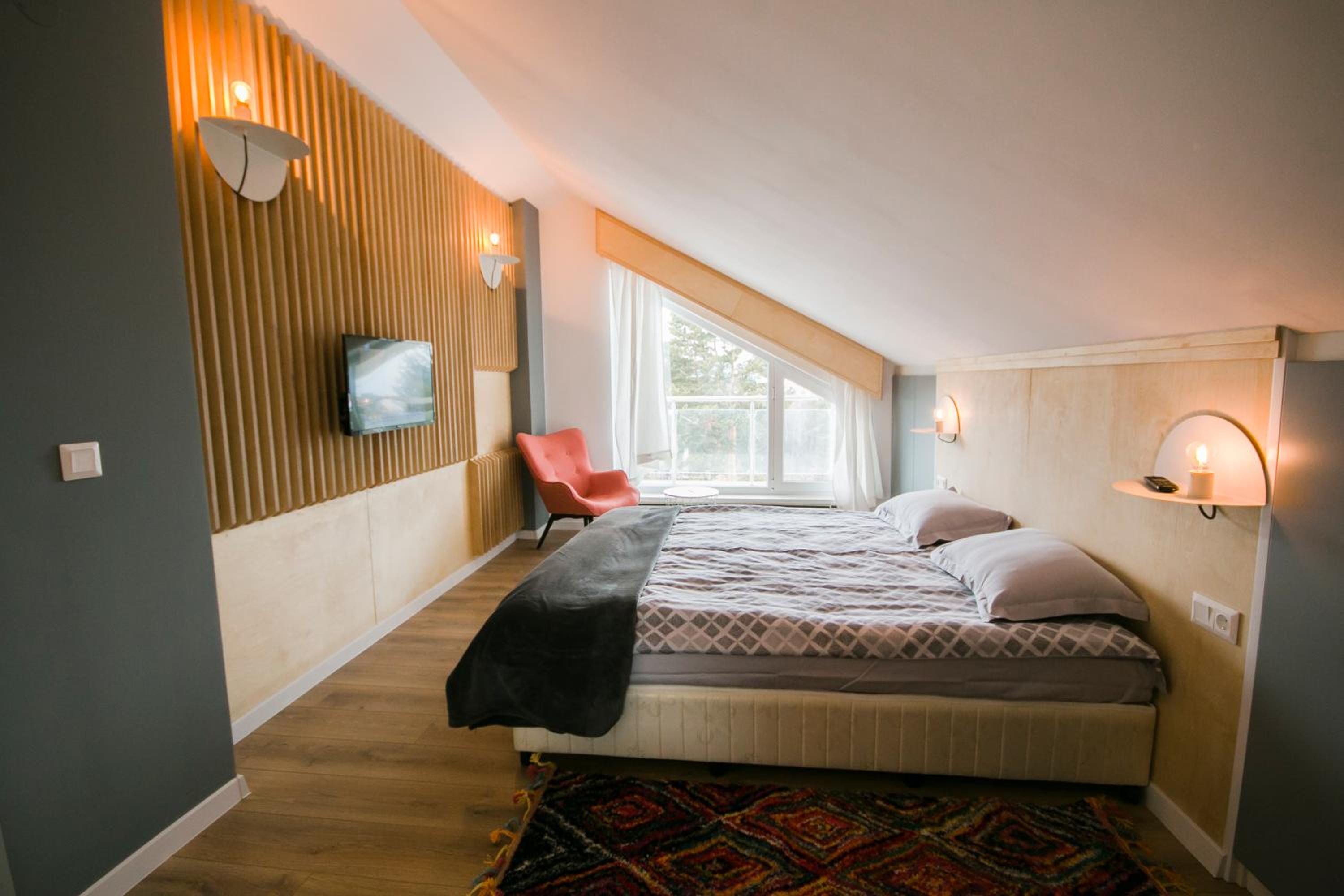 Signature Penthouse with jacuzzi and sauna and 4 bedrooms in Saint George Palace