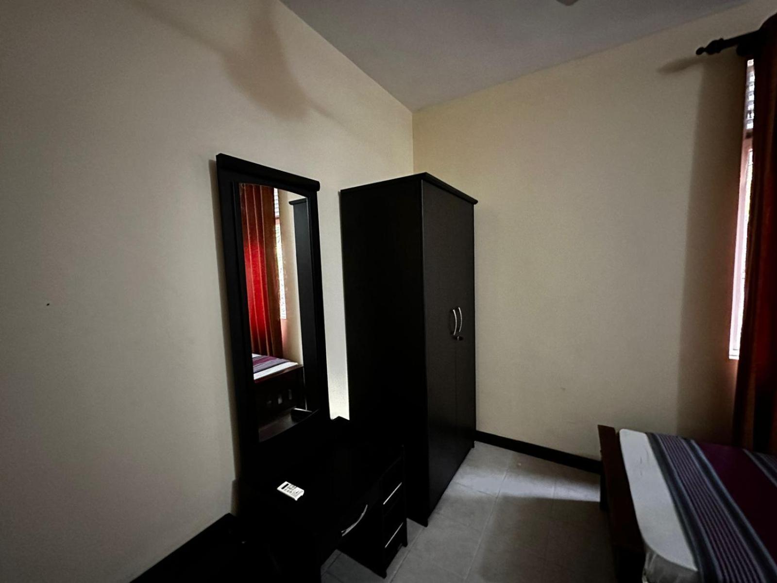 Victoria Suites