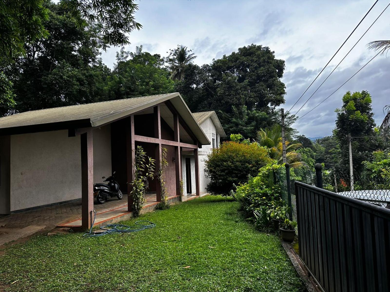 Victoria Suites