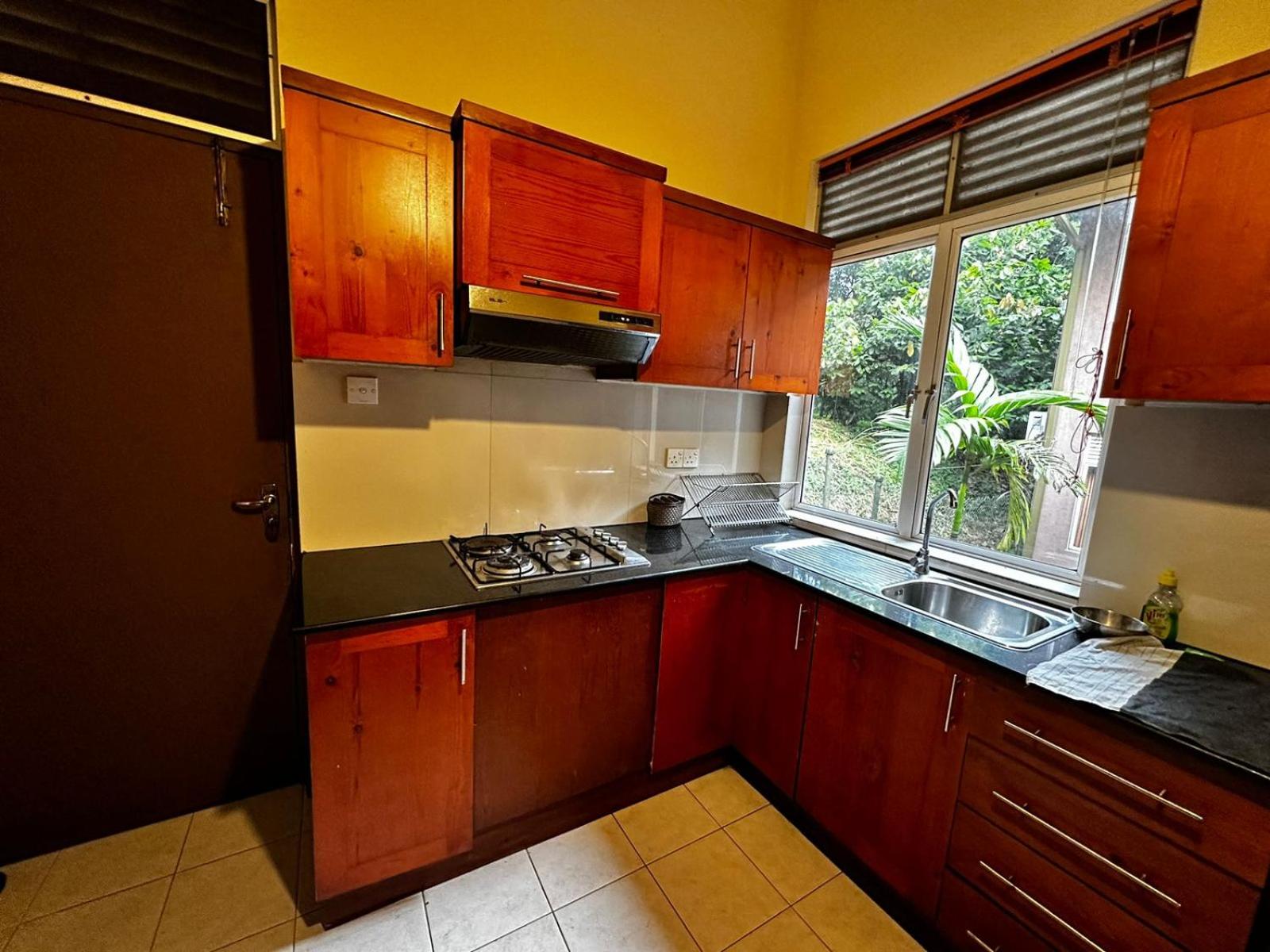 Victoria Suites