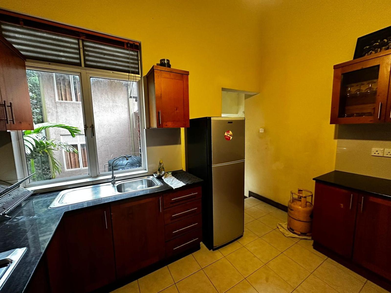 Victoria Suites