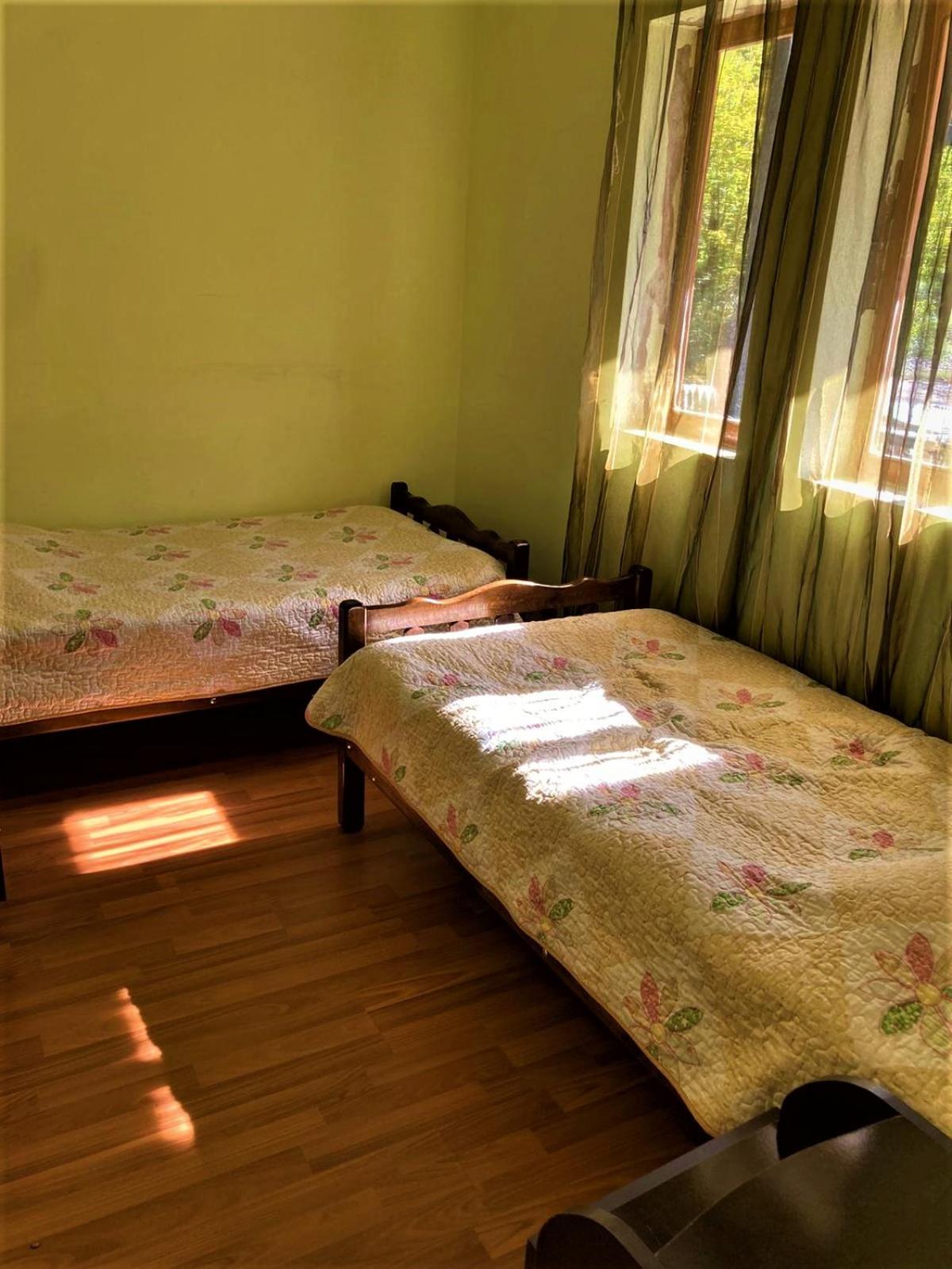 Lakhami Guest Houses