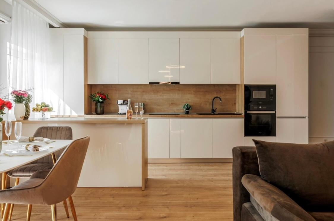 Smarald Luxury Apartment view 5
