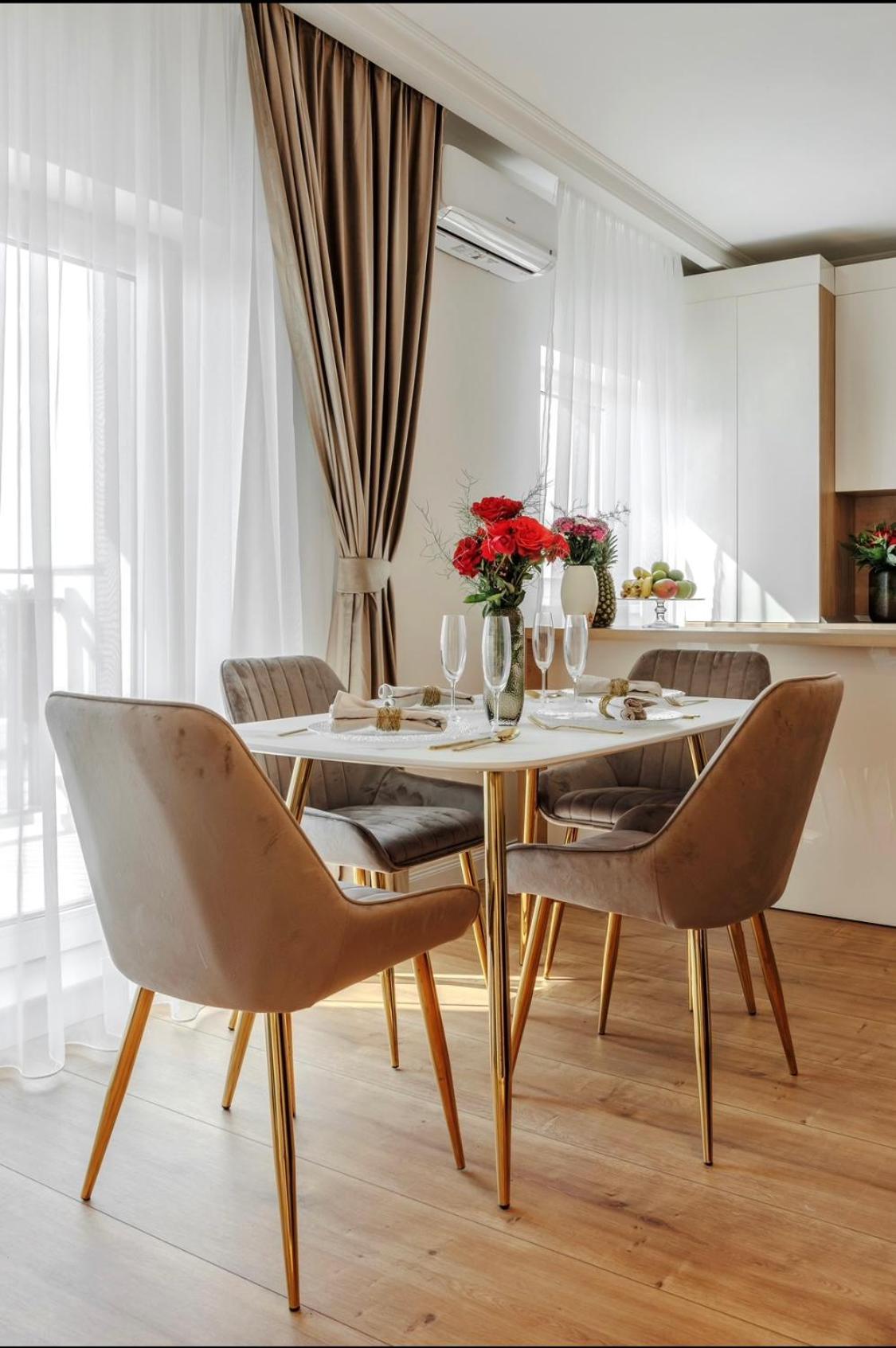 Smarald Luxury Apartment view 4