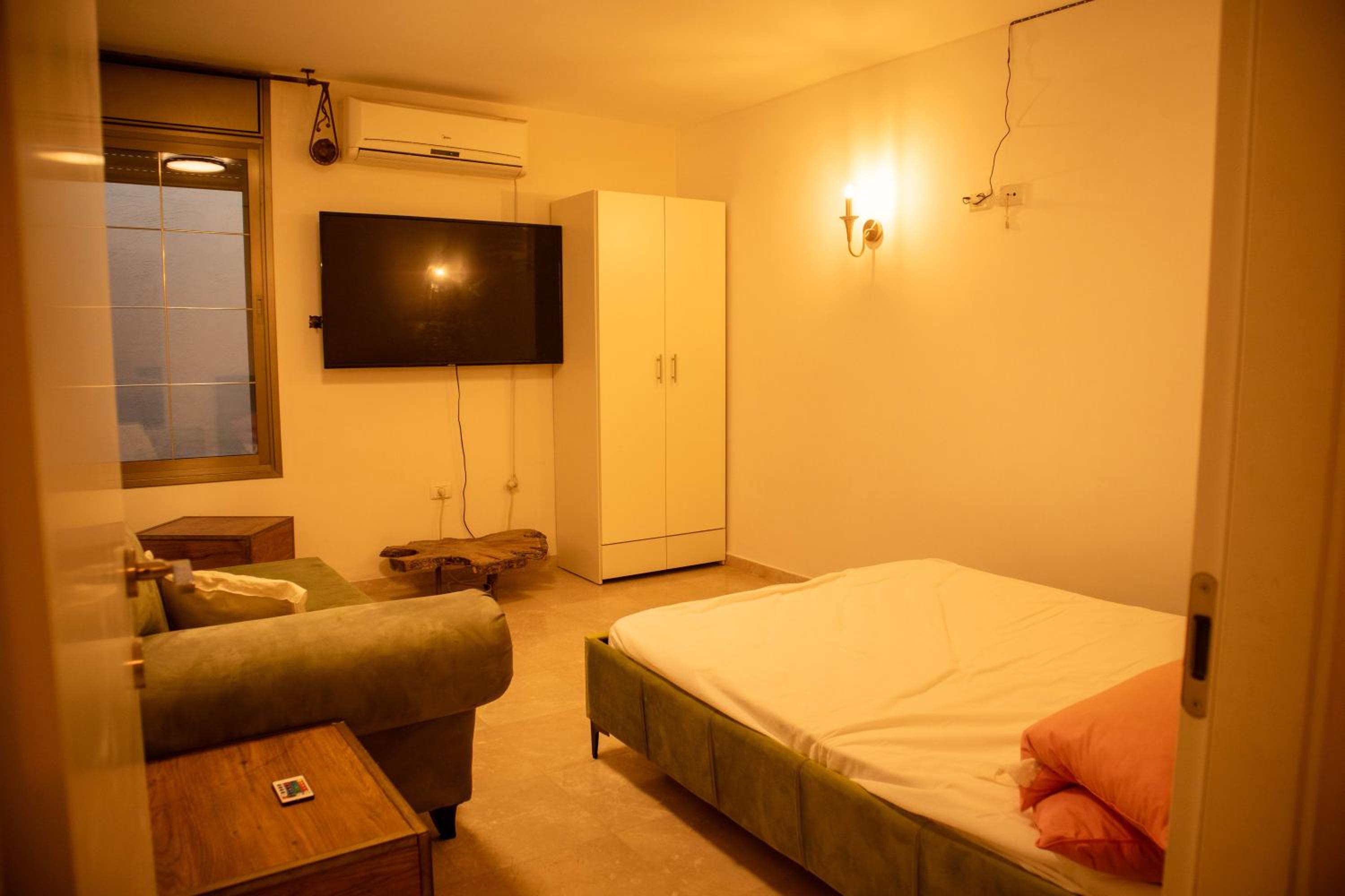 Photo 59
