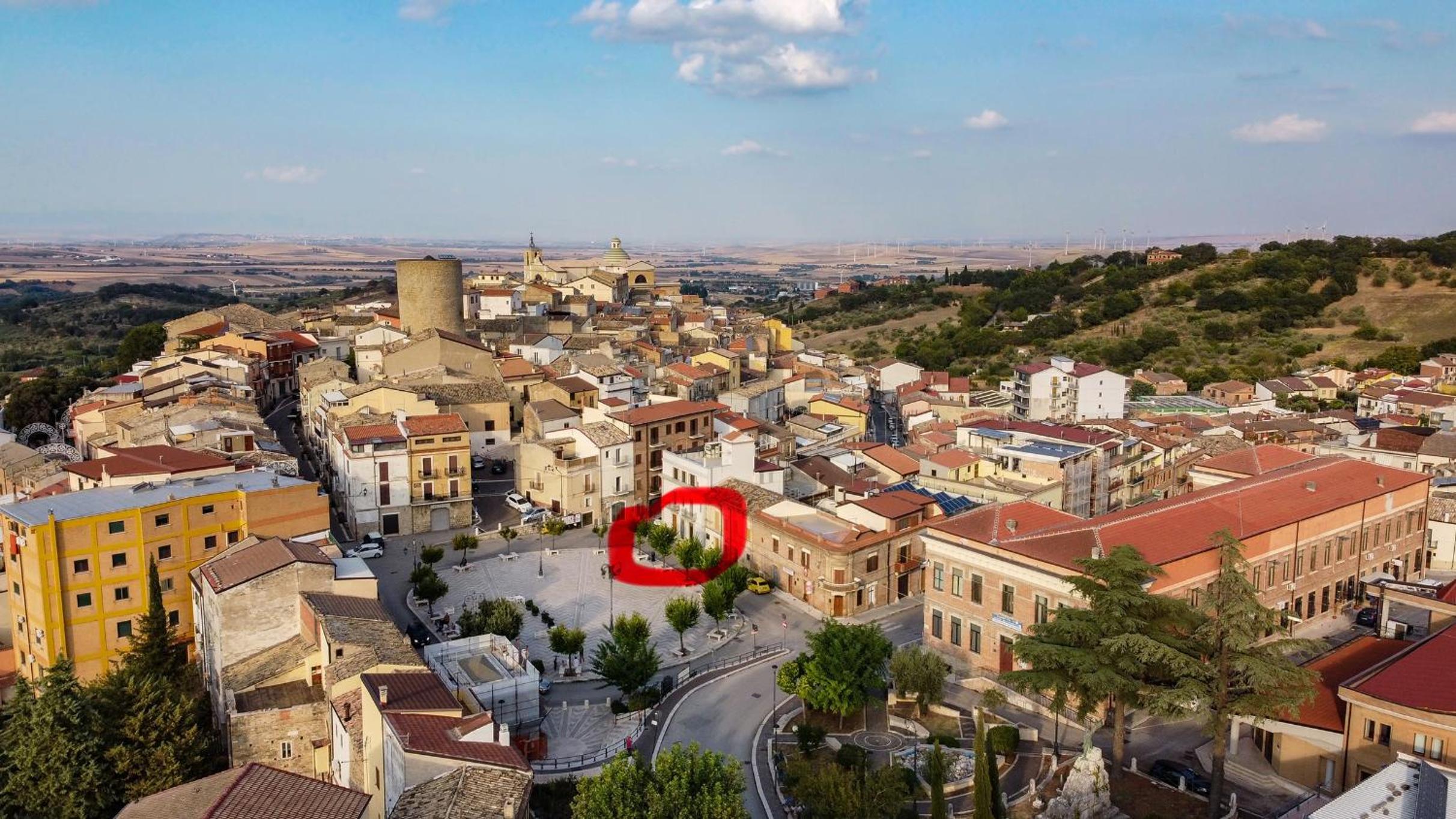 L’angolo in piazza