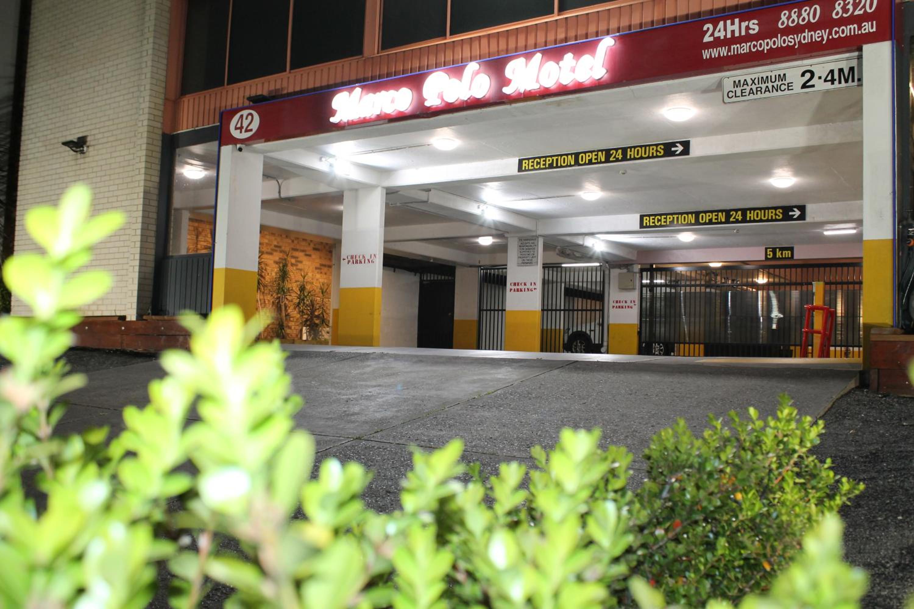 Marco Polo Motor Inn Sydney Hotel