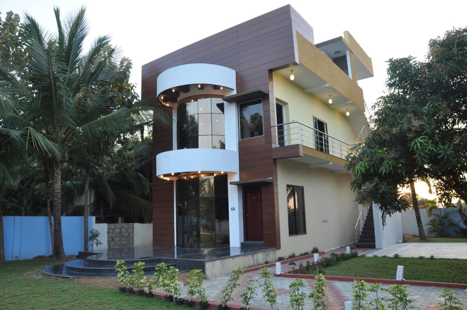 ecr resorts pleasant sty farmhouse view 3