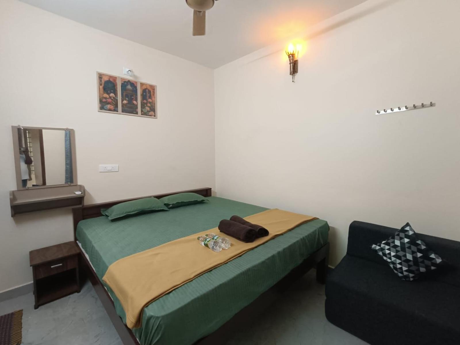 Omkara - The Fives Guest house view 4