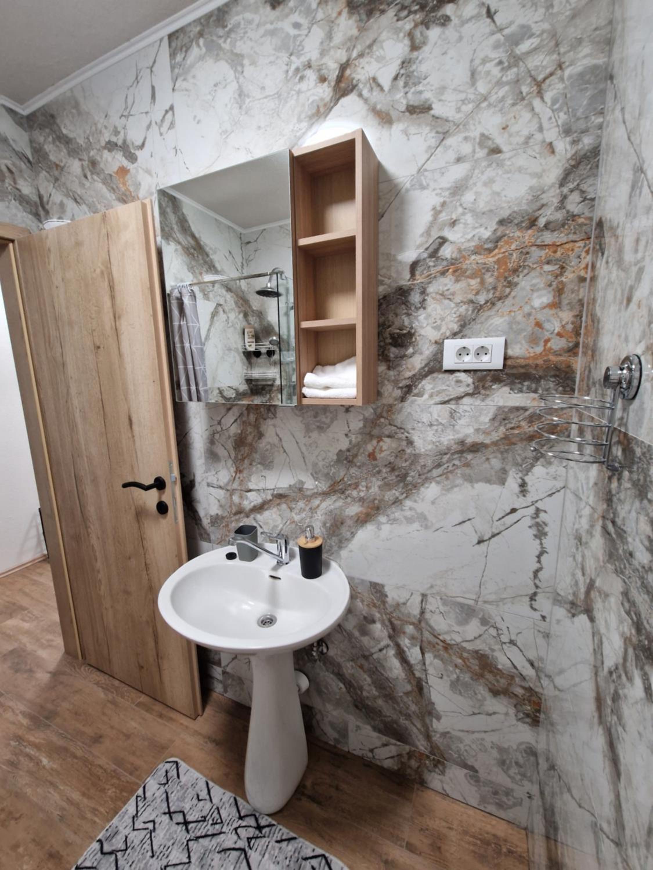apartma-sobe Lejla