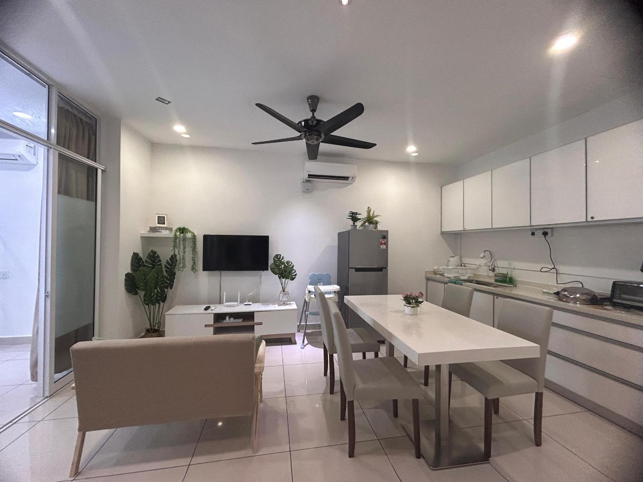 City View & Sea View Mansion One Gleneagles Gurney Komtar George Town by Cozy Cottage Haven photo 1