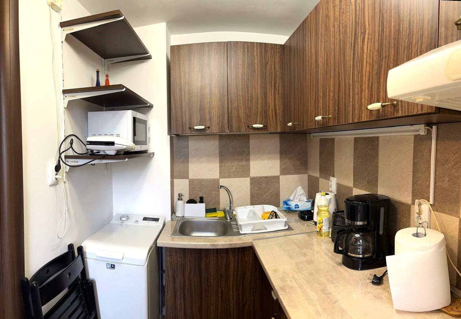 Studio Victoriei - Central Location with AC