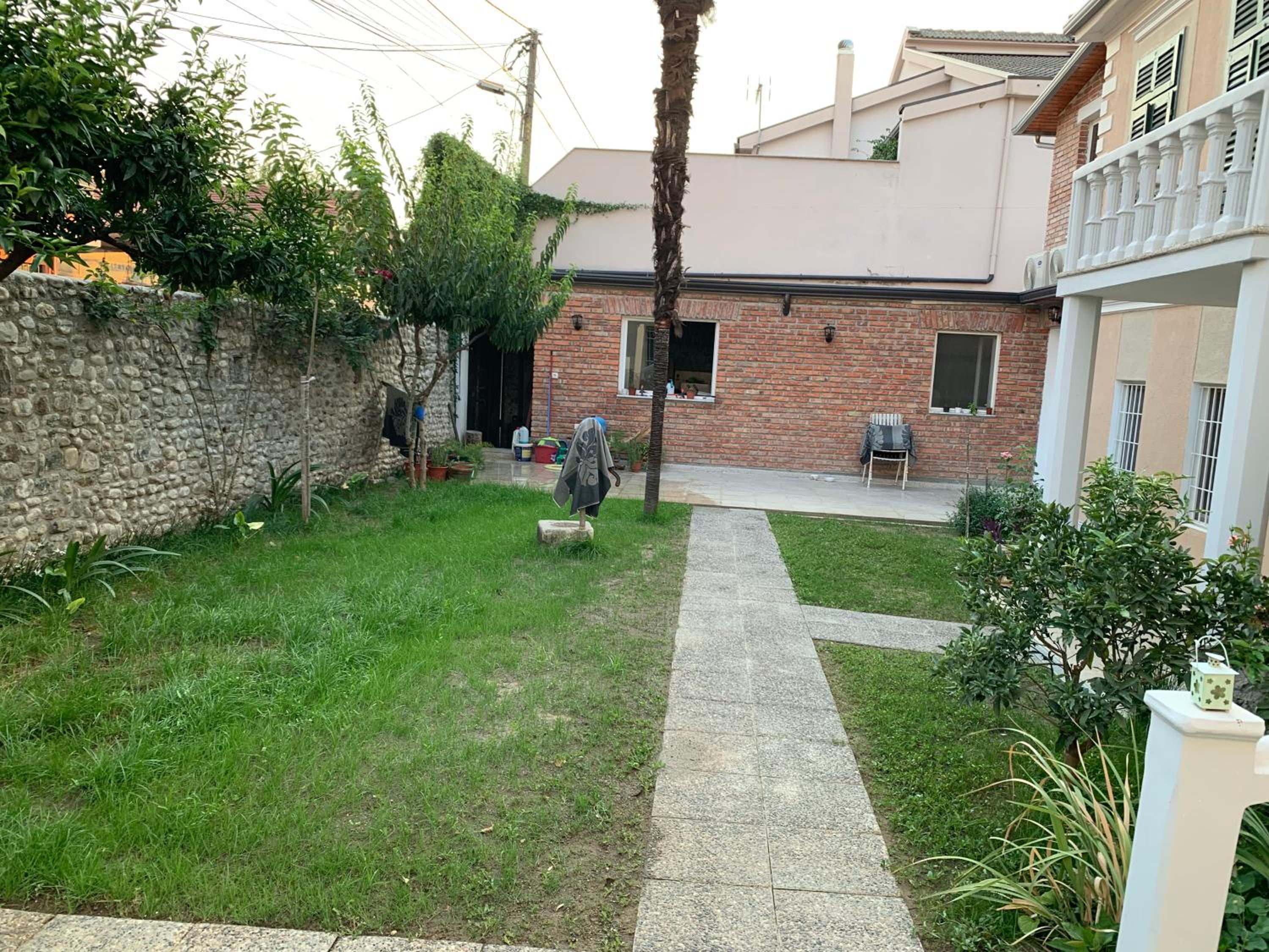 Vintage Villa photo 3