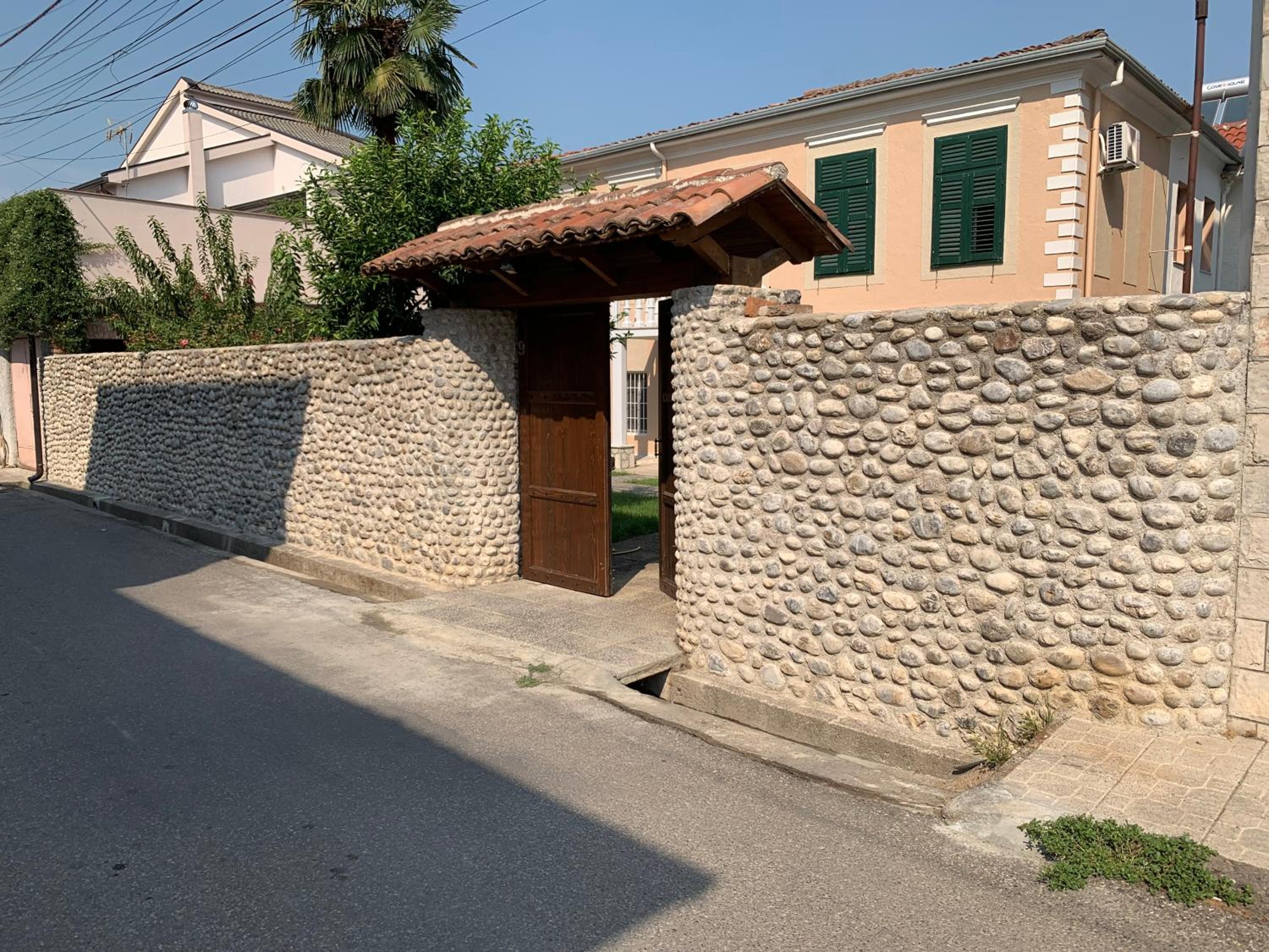 Vintage Villa