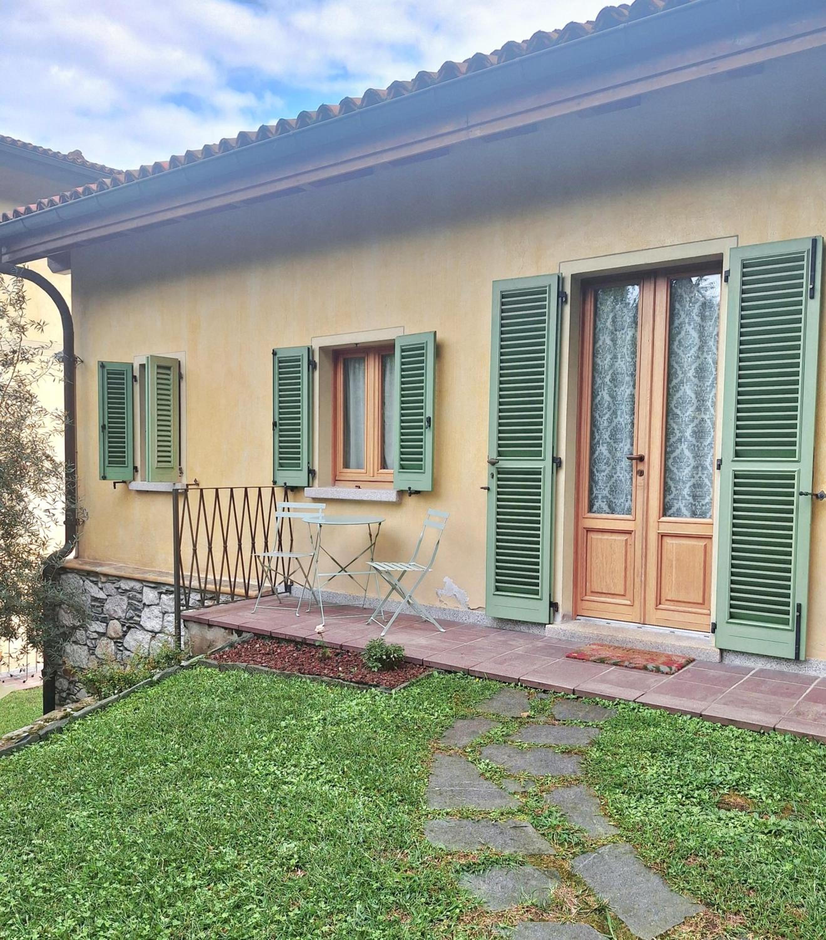 The Dependance of the Villa Isabella Stresa by the little river with private dedicated parking photo 5