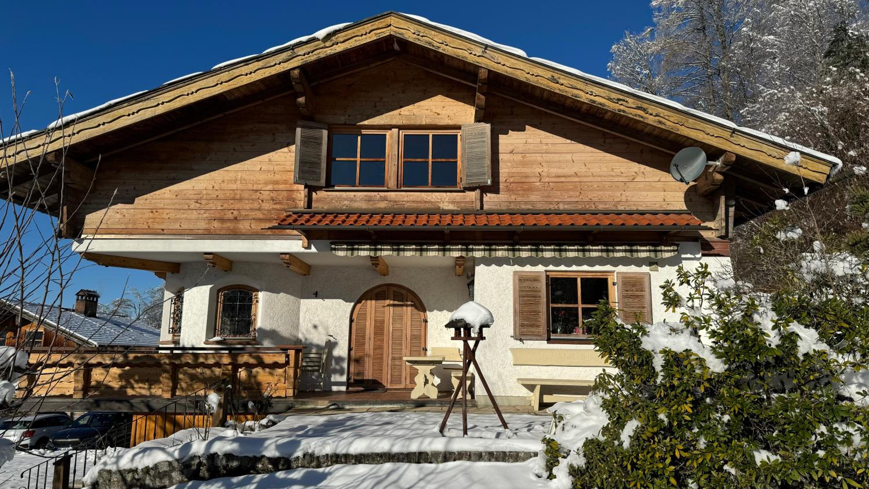 Romantisches Alpenchalet - mit Sauna und Kamin - ruhig und zentral