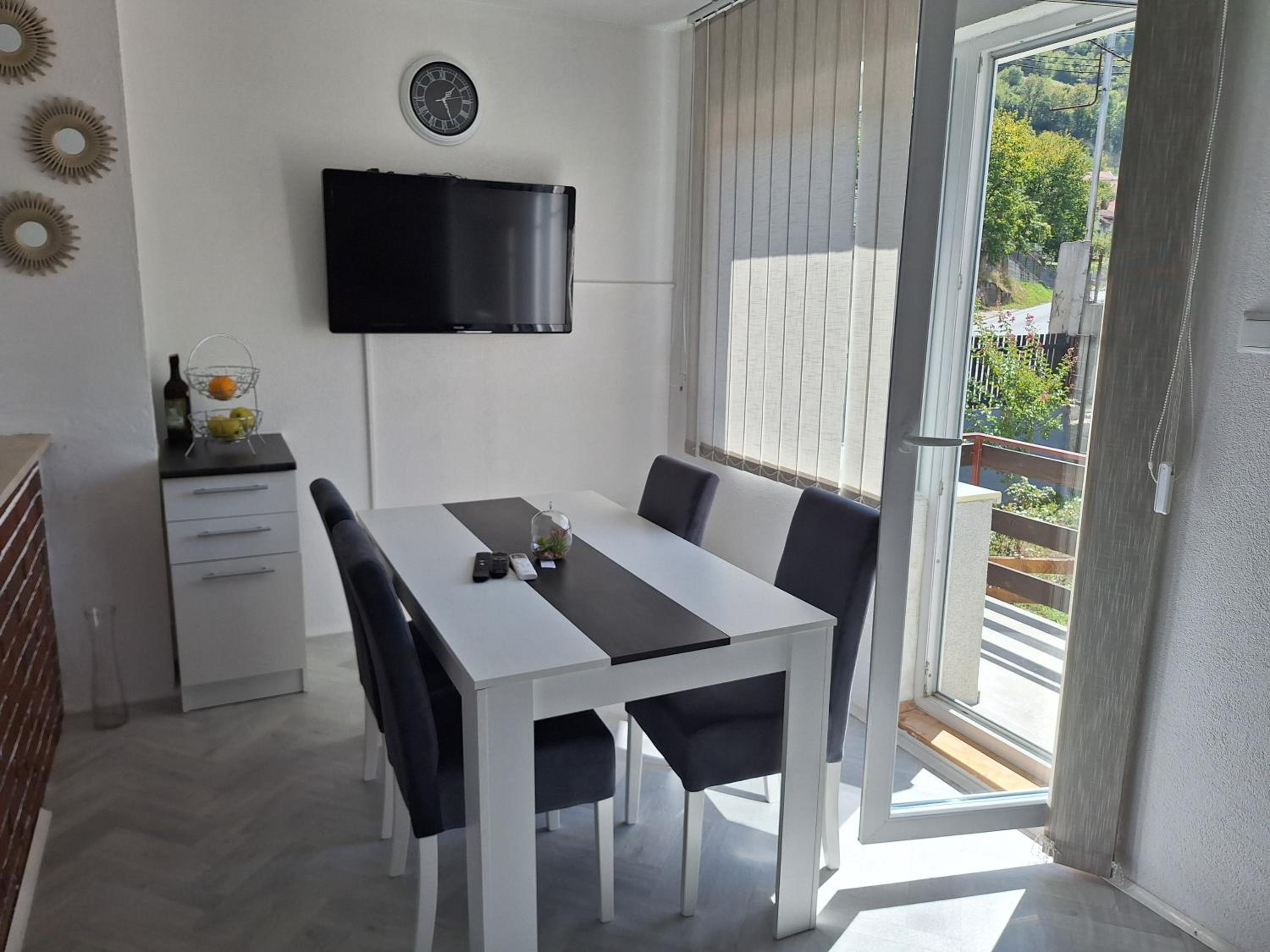 Apartman Look