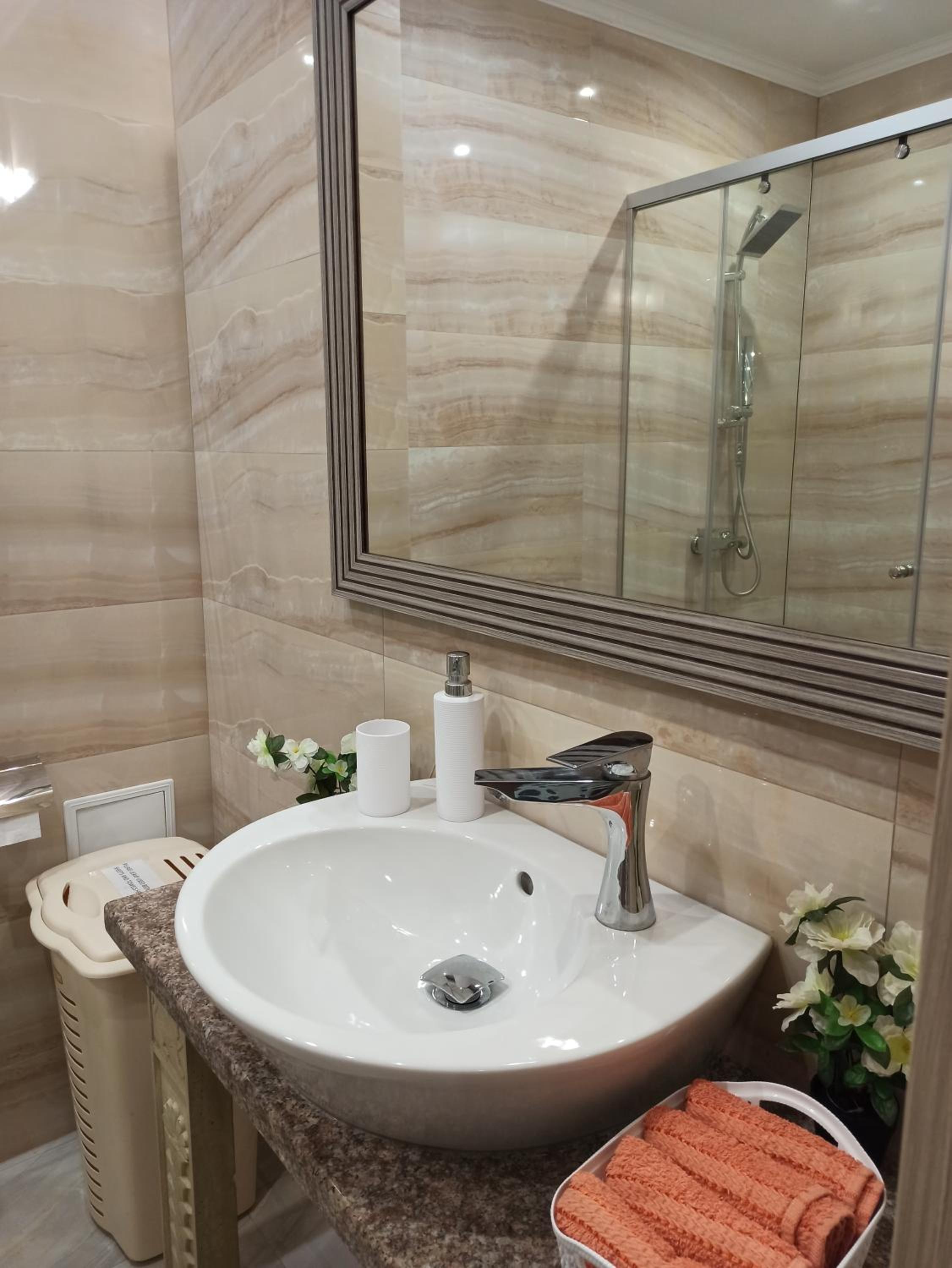 Argisht complex apart 208 Golden sands