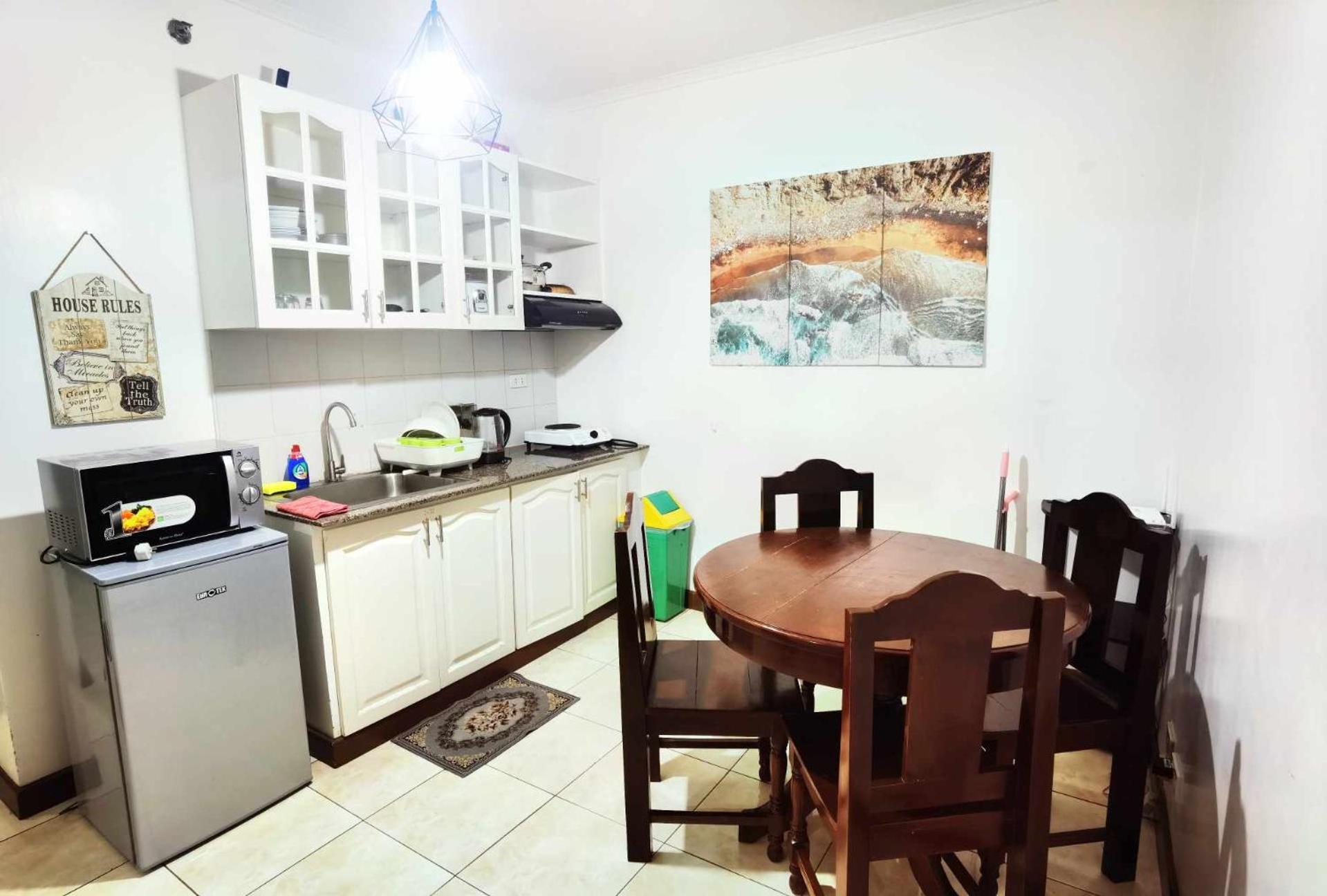 Pine Bristle Homestay