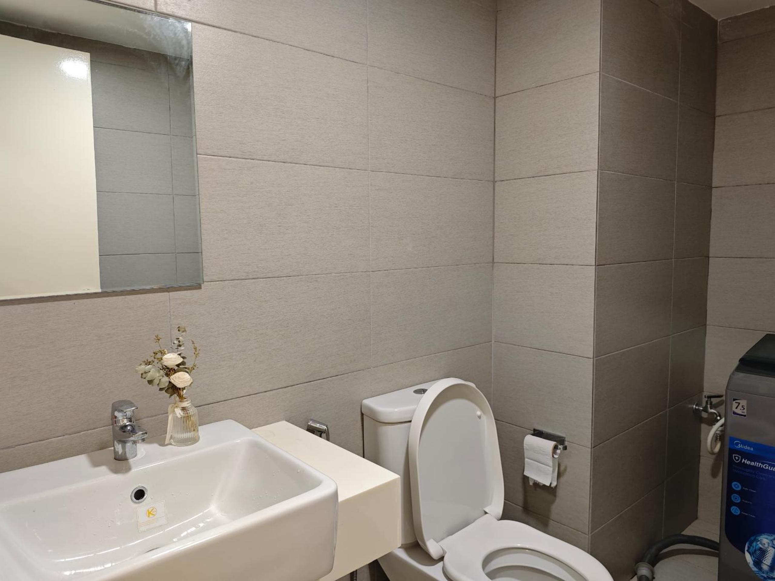 Urban Loft MRT Convenience KLCC Nearby in EKO CHERAS
