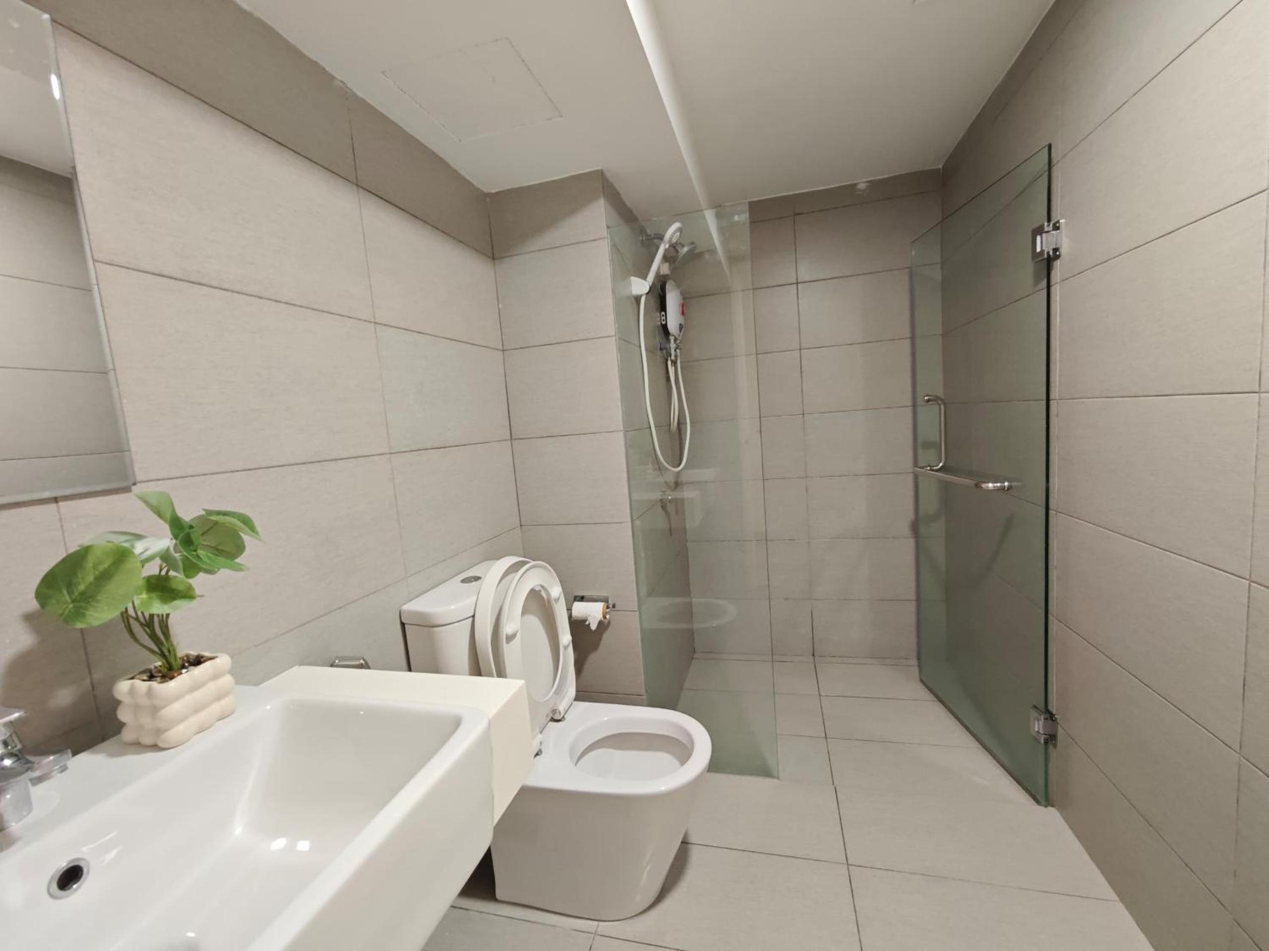 Urban Loft MRT Convenience KLCC Nearby in EKO CHERAS