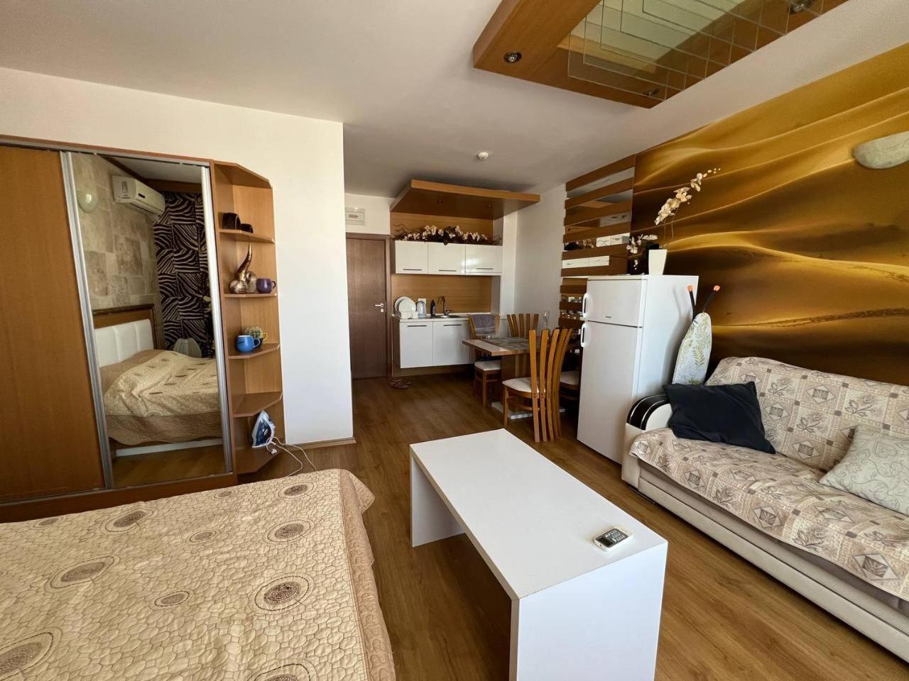 Sweet Home Apartment