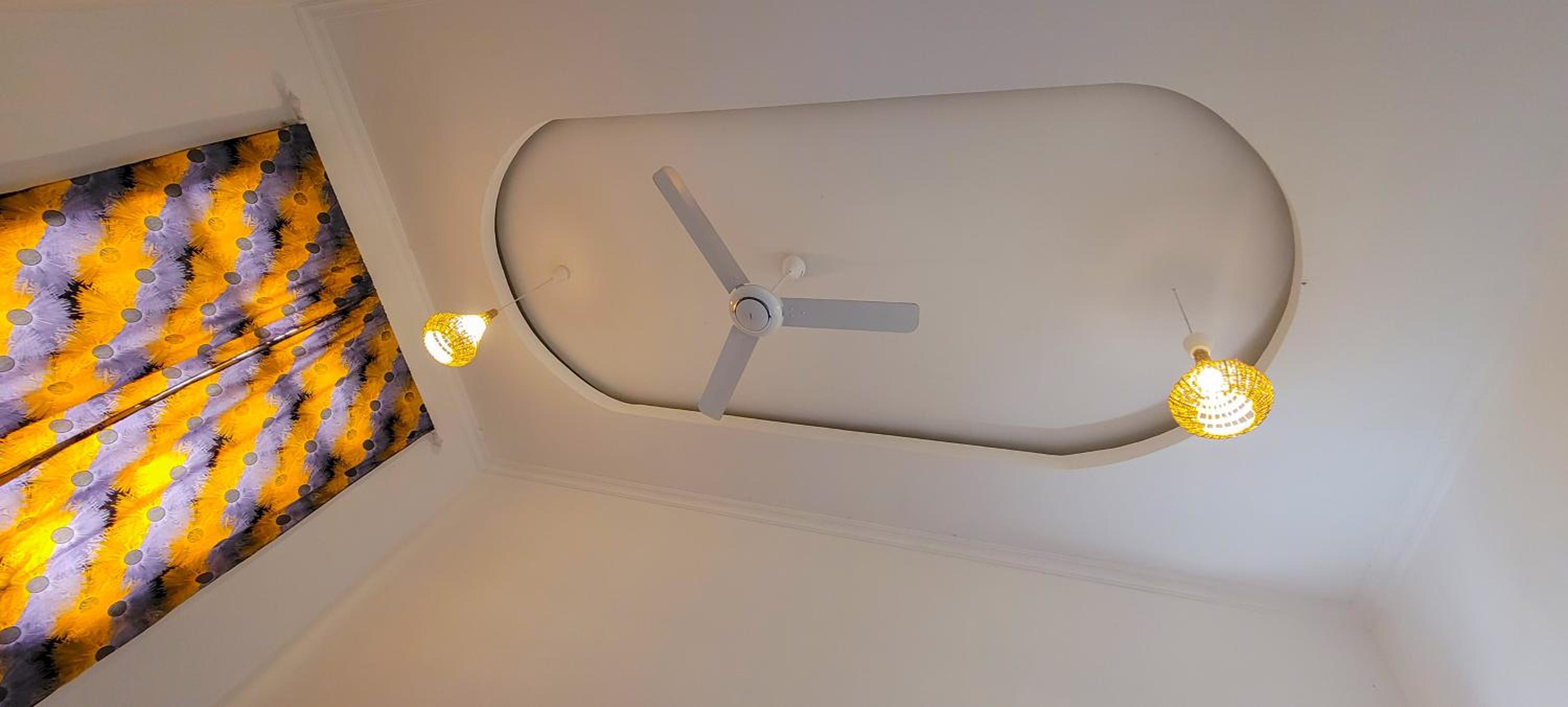 Zan White Apartments