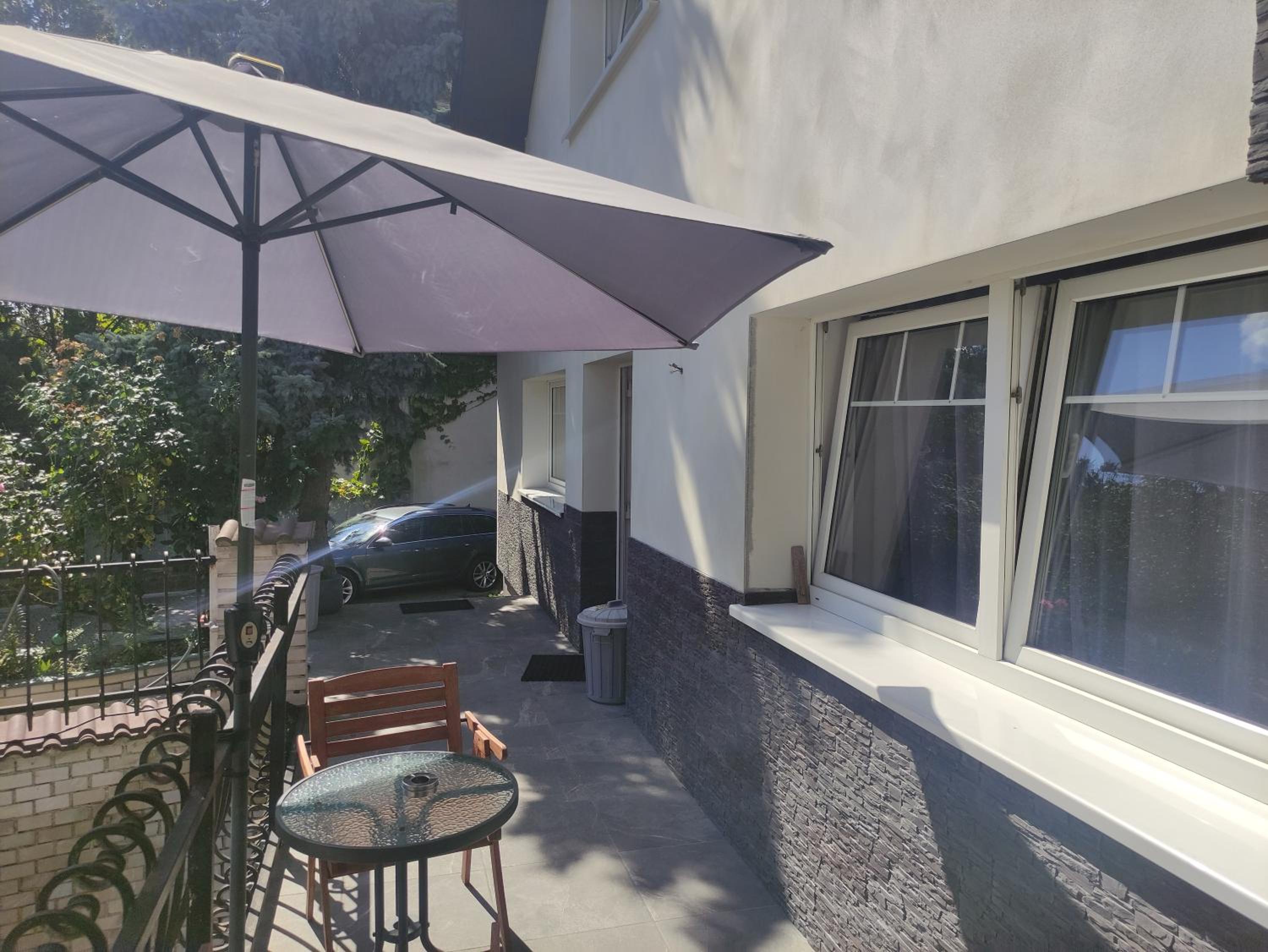 Cozy Gardens Apartments in Prague