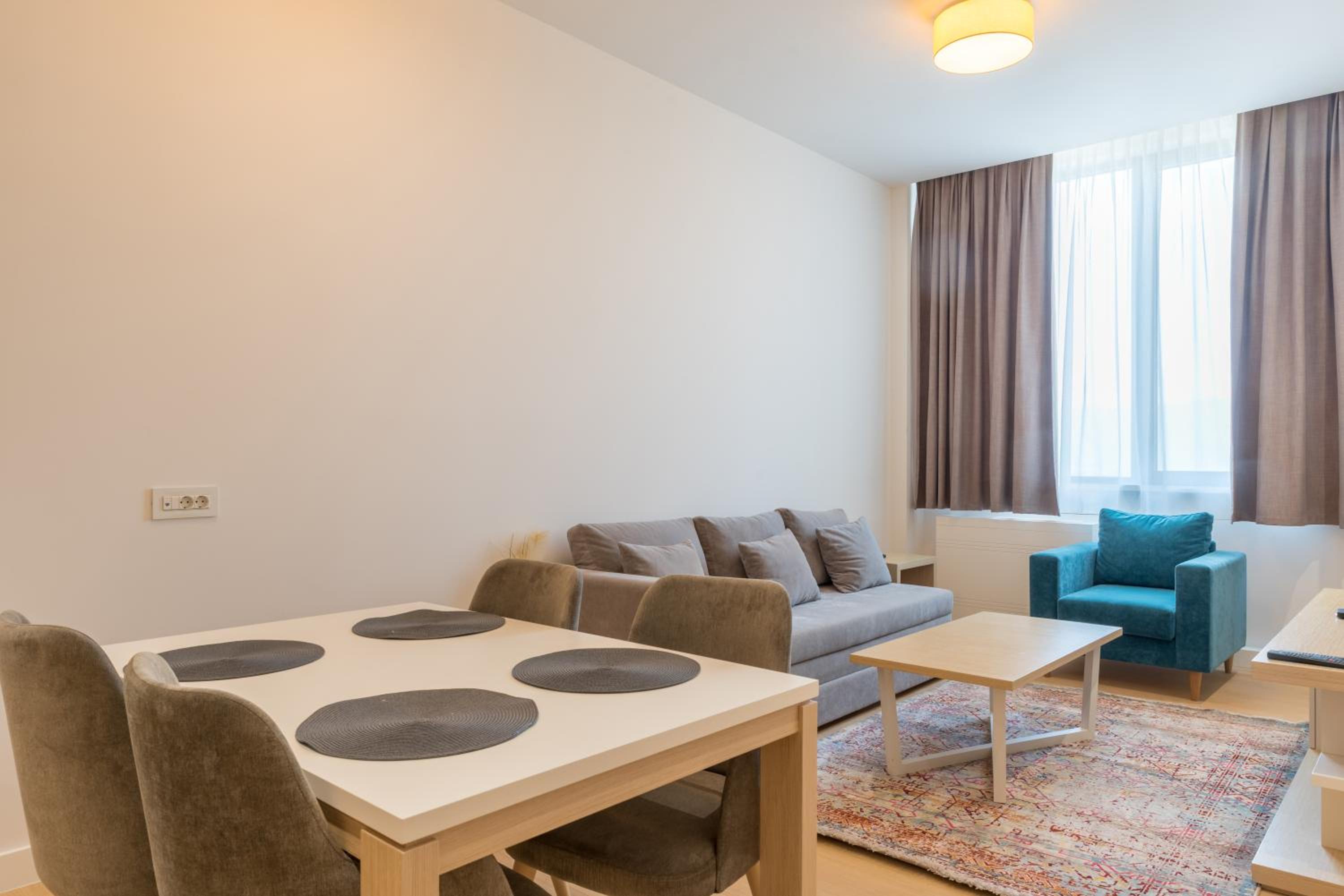 CENTRAL Stars Apartments & Free parking