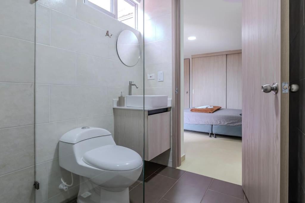 Apartamento 2BR Parqueadero y Piscina 502
