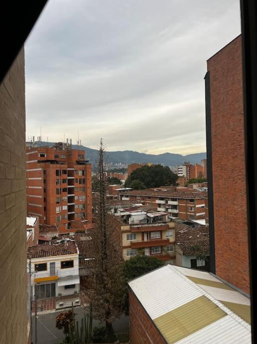 Apartamento 2BR Parqueadero y Piscina 502