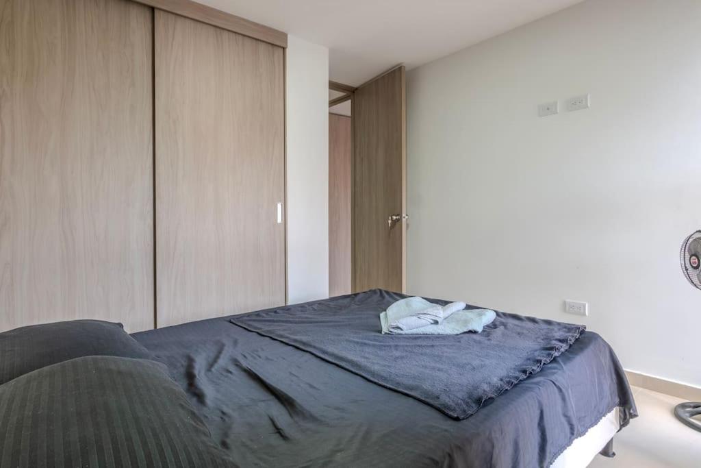 Apartamento 2BR Parqueadero y Piscina 502