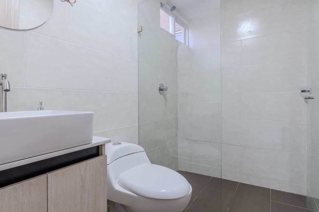Apartamento 2BR Parqueadero y Piscina 502