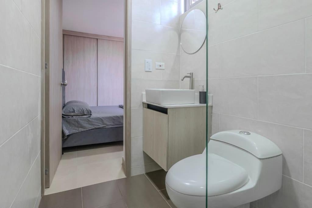 Apartamento 2BR Parqueadero y Piscina 502