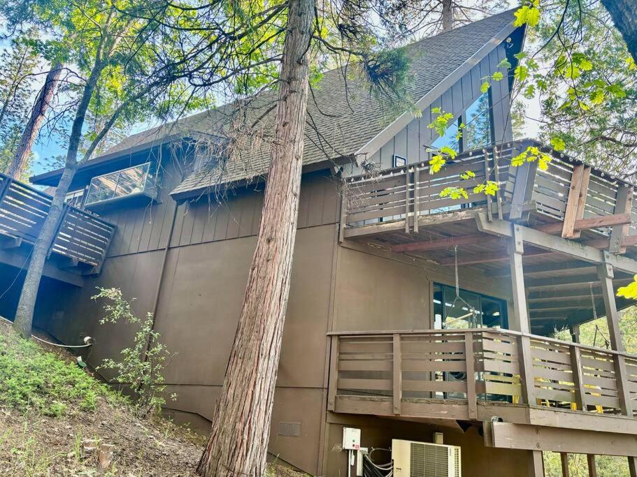 Hathaway Pines Hideaway Chalet