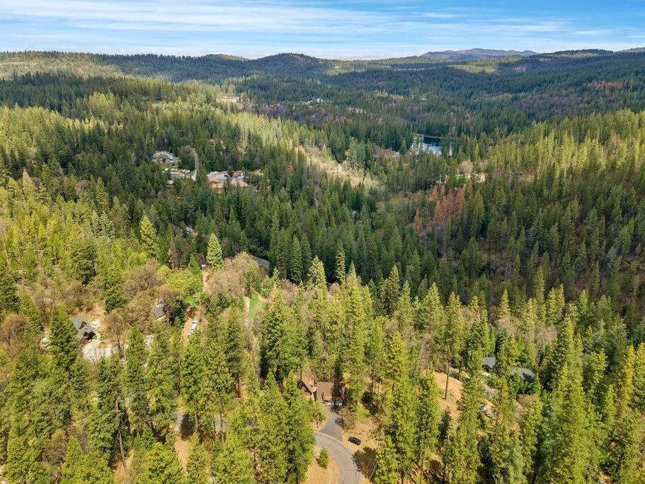 Hathaway Pines Hideaway Chalet